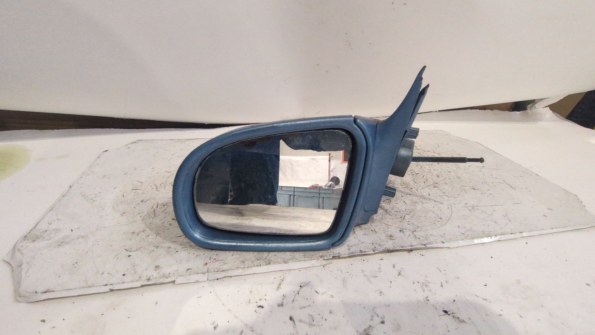 retrovisor_izquierdo_manual_008062349_opel_corsa_b_s93_1_5_td_f08_f68_m68