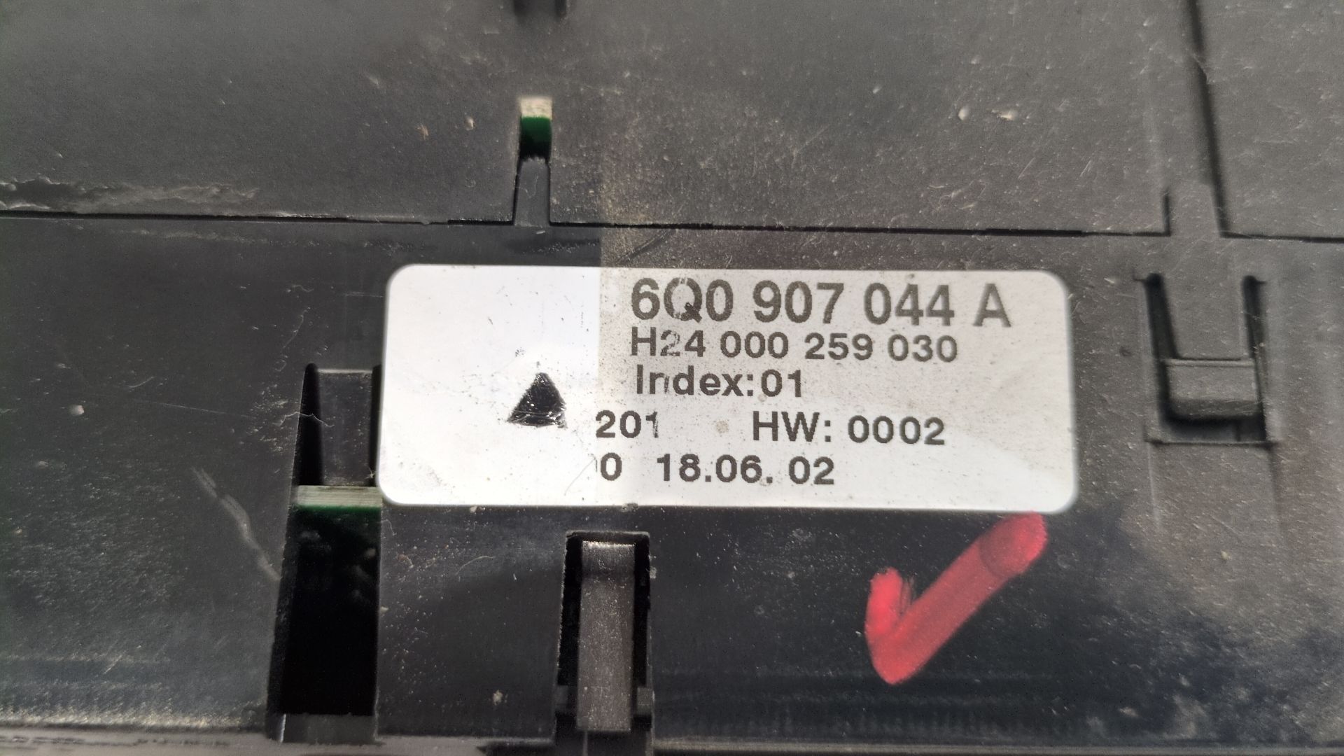 mando_climatizador_6q0907044a_6q0_907_044_a_volkswagen_polo_polo_1_0_bunny