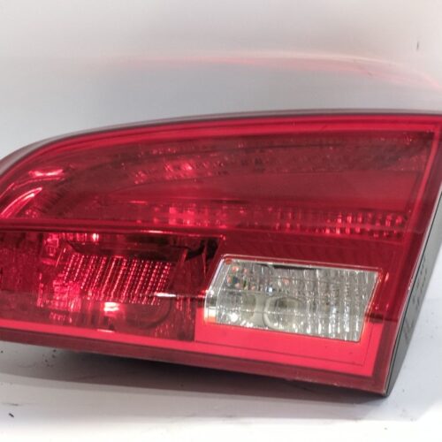 PILOTO TRASERO DERECHO INTERIOR KIA CEE´D (JD) 1.4 MPI - 92404A2000
