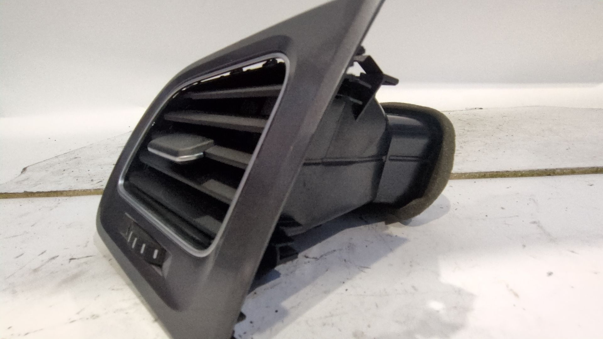 aireador_5g1819703_5g1819247_volkswagen_golf_vii_5g1_bq1_be1_be2_1_6_tdi_4motion