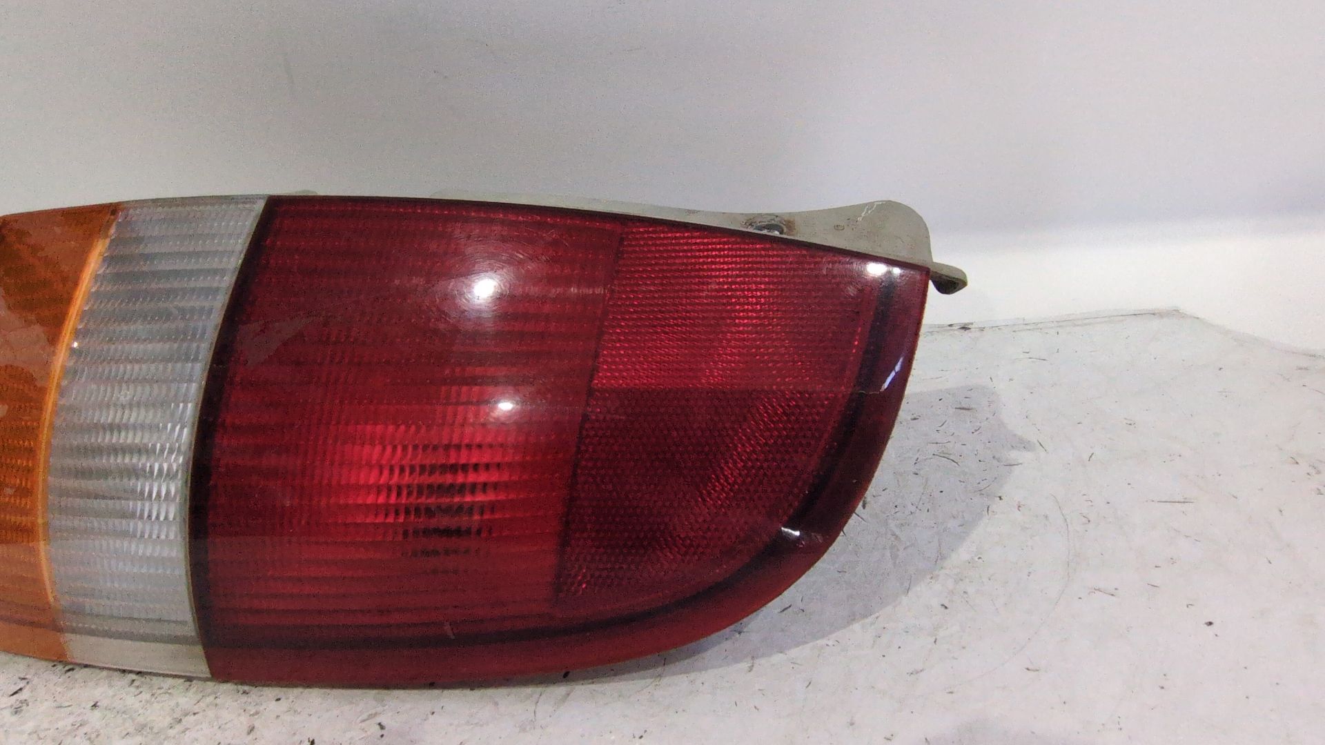 piloto_trasero_izquierdo_exterior_92401051_hyundai_atos