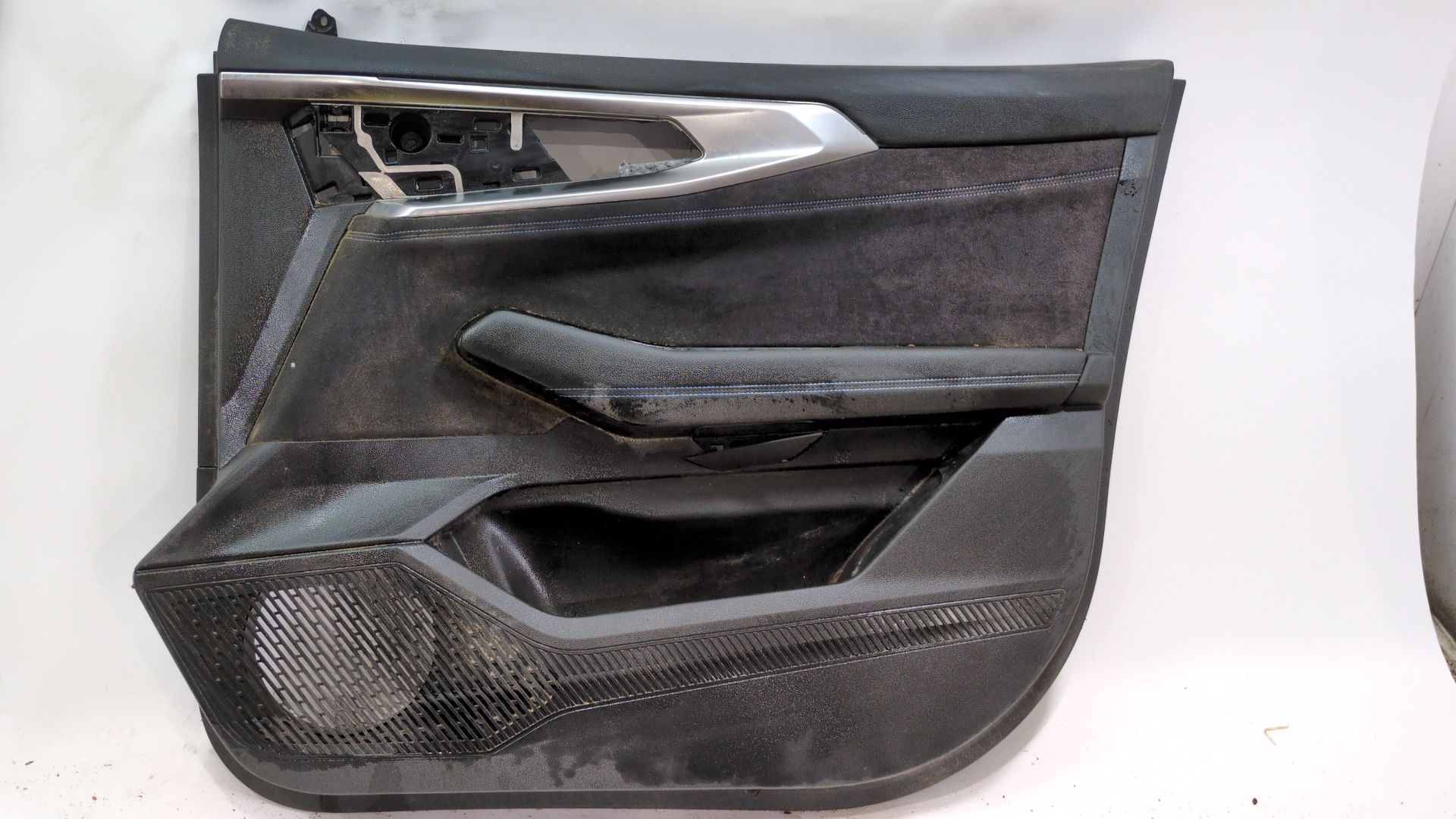 guarnecido_puerta_delantera_derecha_809006695r_renault_austral_e_tech_200_hybrid