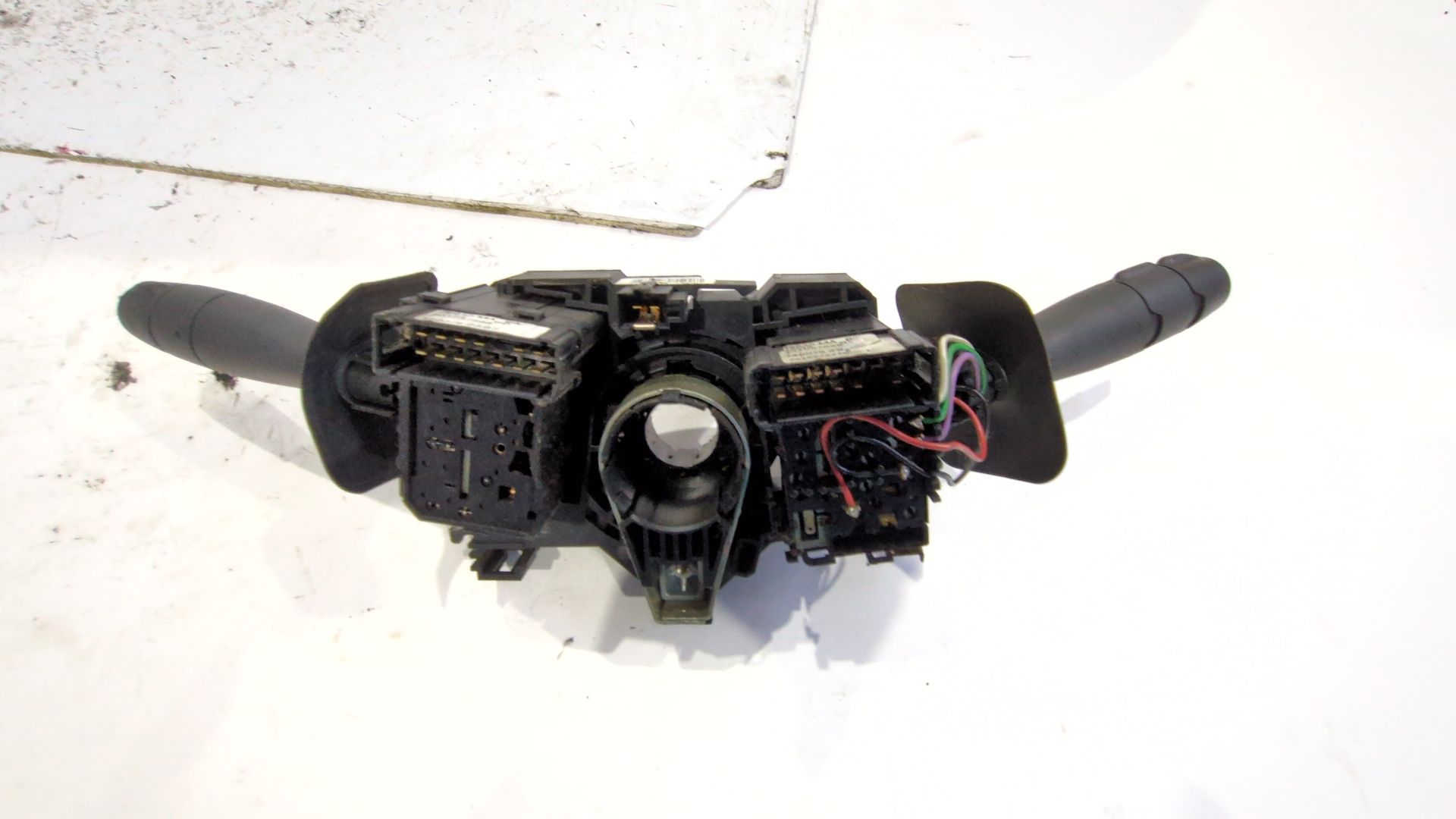 mando_multifuncion_8200792587t_dacia_logan_ls_1_4_lsoa_lsoc_ls_lsog