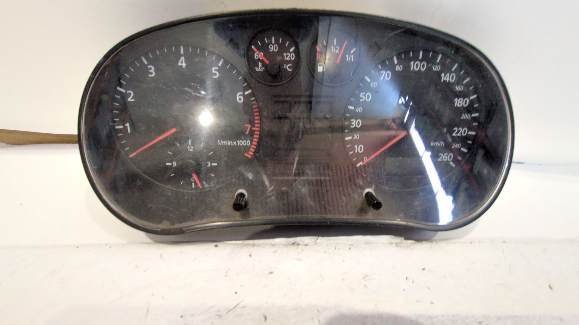 cuadro_instrumentos_8l0919860c_8l0_919_860_c_audi_a3_8p1_1_6