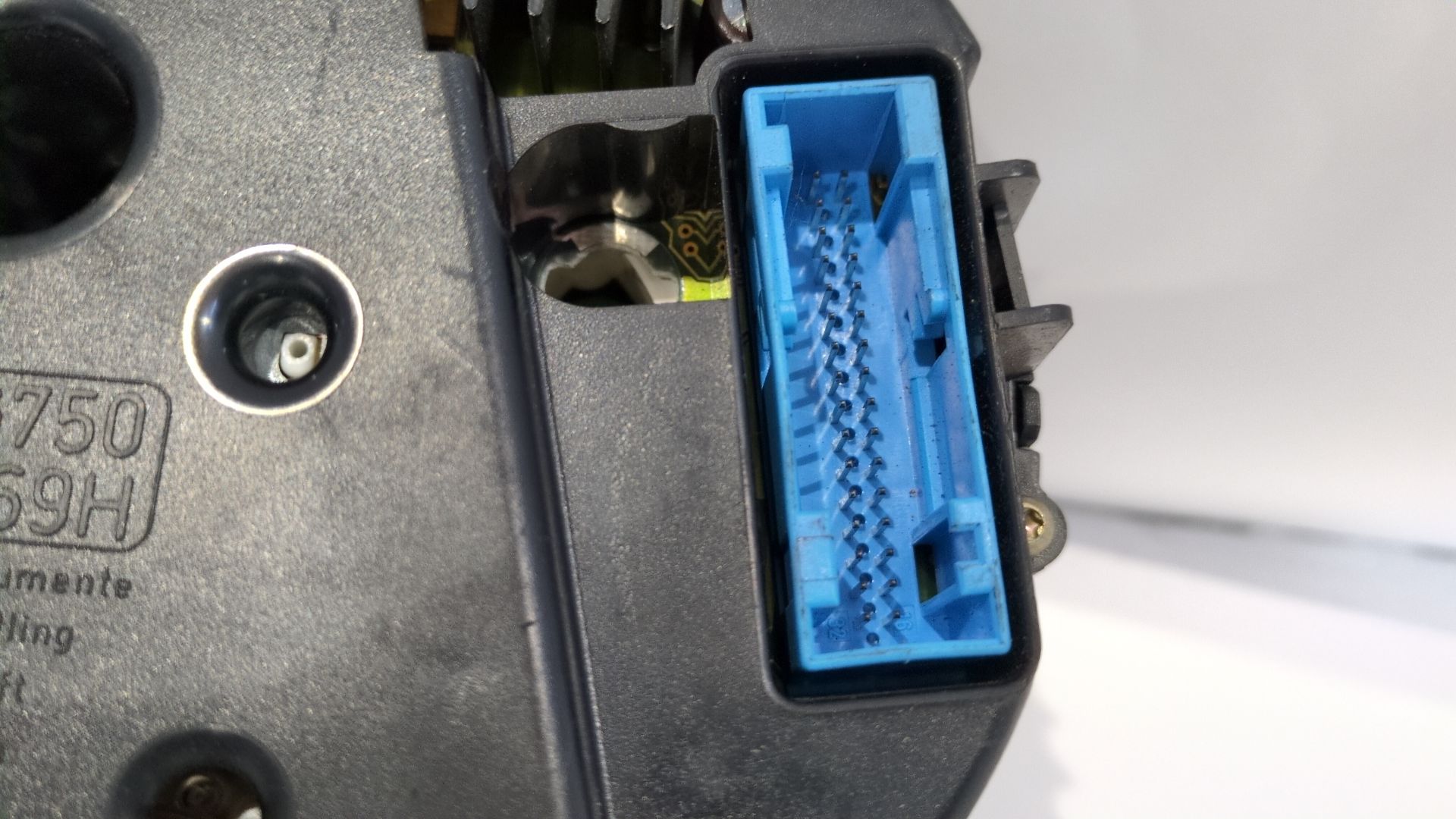 cuadro_instrumentos_8l0919860c_8l0_919_860_c_audi_a3_8p1_1_6