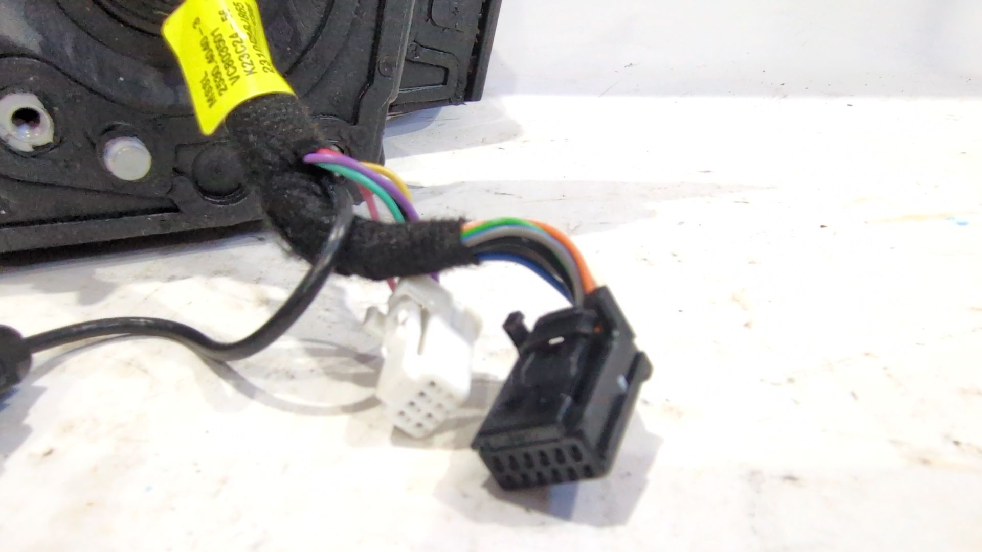 retrovisor_derecho_electrico_963010875r_renault_espace_vi_rhn_e_tech_200_hybrid_146kw_199cv_1199