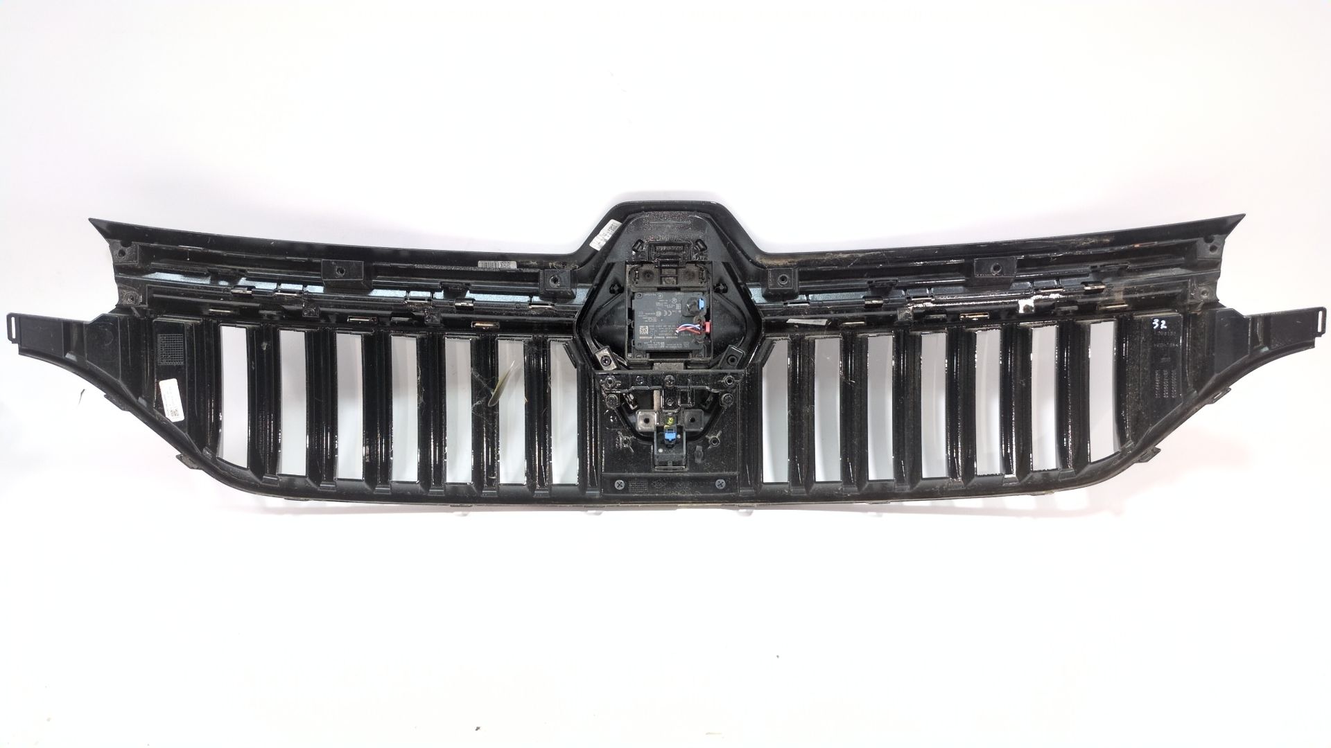 rejilla_delantera_622566893r_622560742r_renault_espace_vi_rhn_e_tech_200_hybrid_146kw_199cv_1199