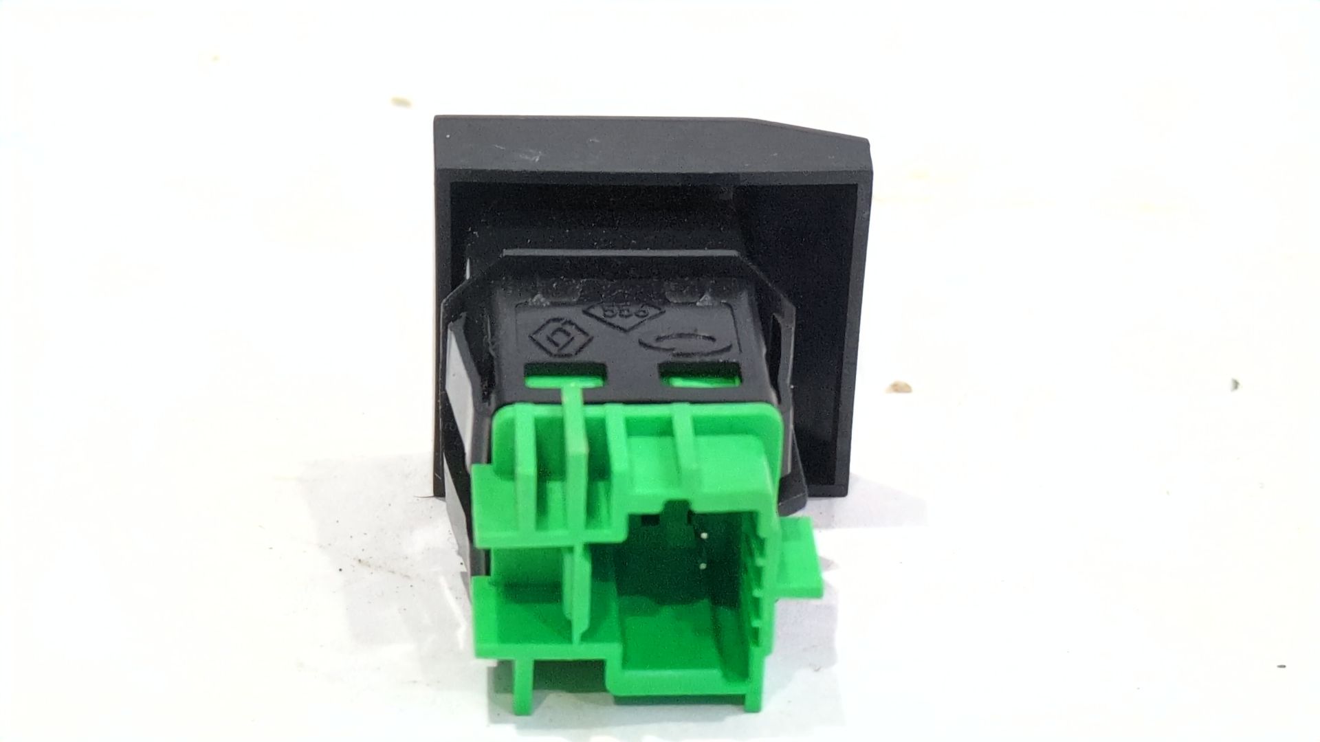 boton_251750471r_renault_espace_vi_rhn_e_tech_200_hybrid_146kw_199cv_1199