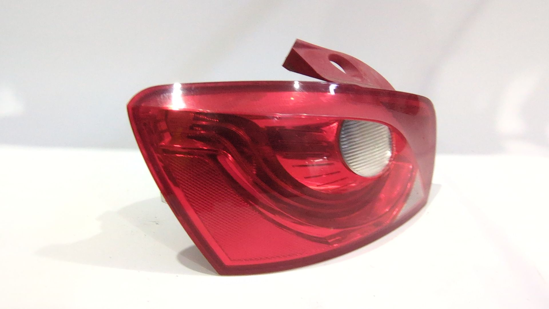 piloto_trasero_izquierdo_exterior_6j4945095h_6j4_945_095_h_seat_ibiza_iv_6j5_6p1_1_6_tdi