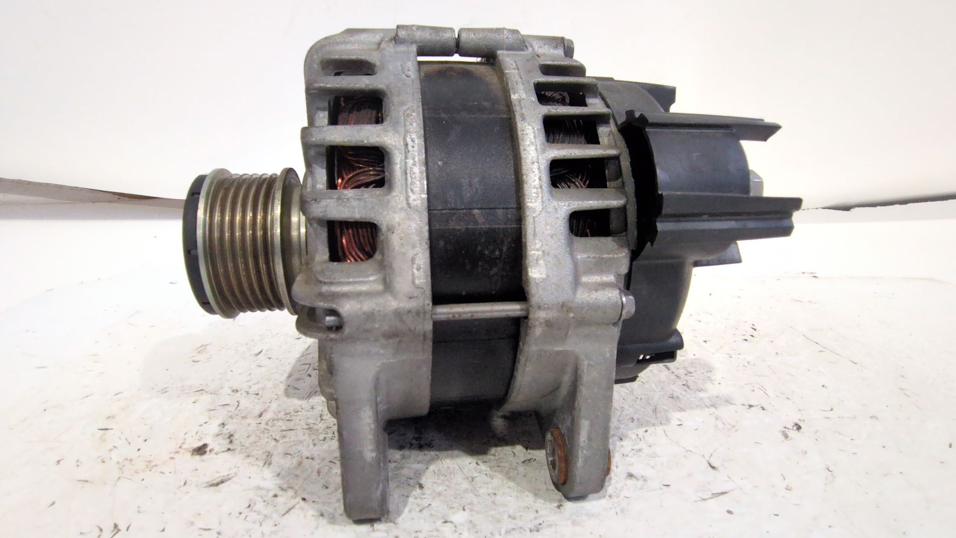 alternador_231004719r_renault_megane_iv_1_5_dci_ano_2015_al_de