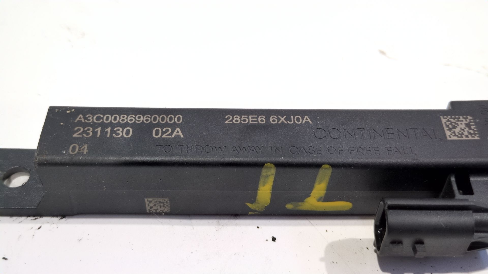 antena_285e66xj0a_a3c0086960000_renault_austral_e_tech_200_hybrid