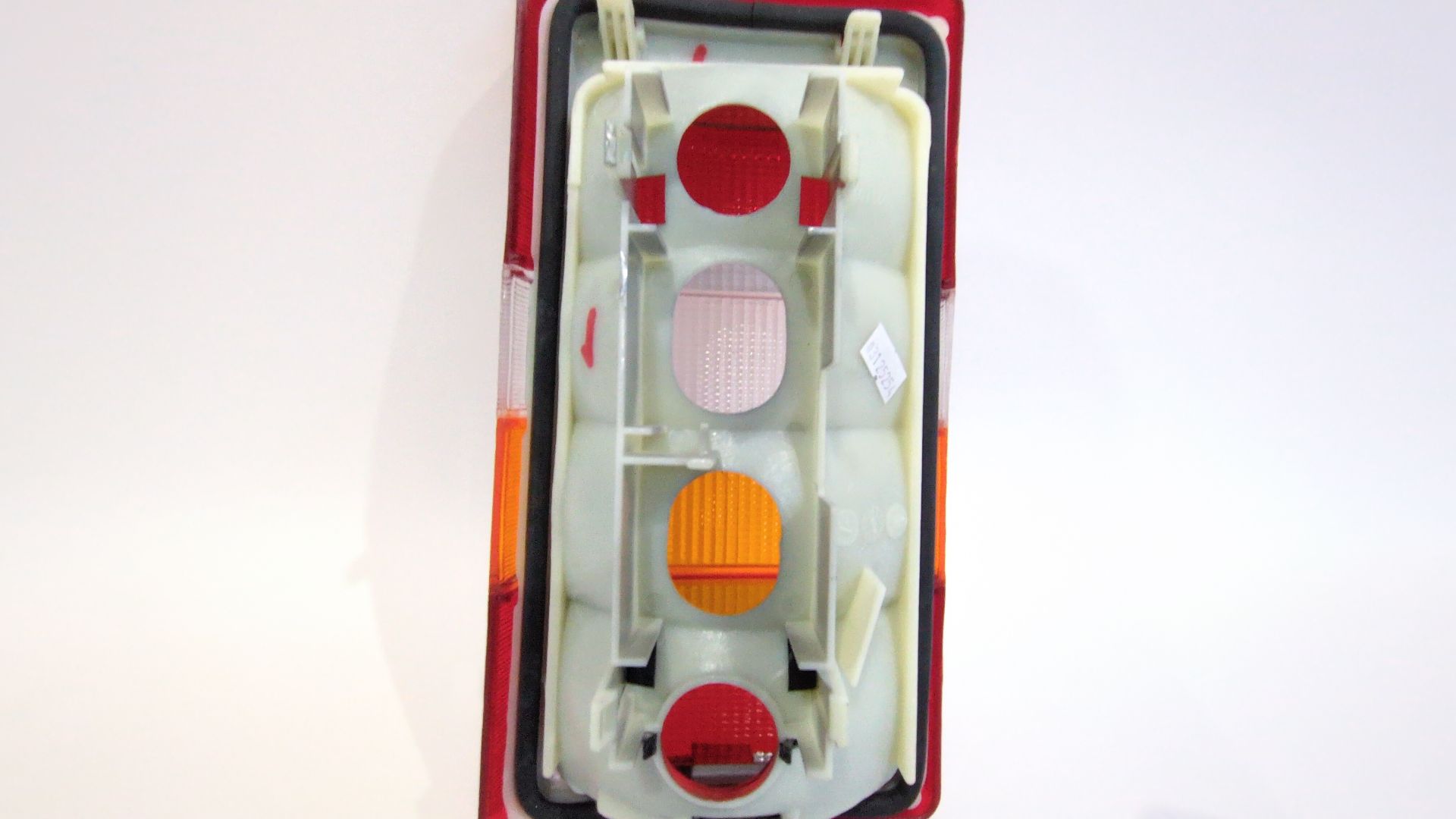 piloto_trasero_izquierdo_5511922l_renault_trafic_an0_1985_1994_551_1922l_marca_depo_al_de