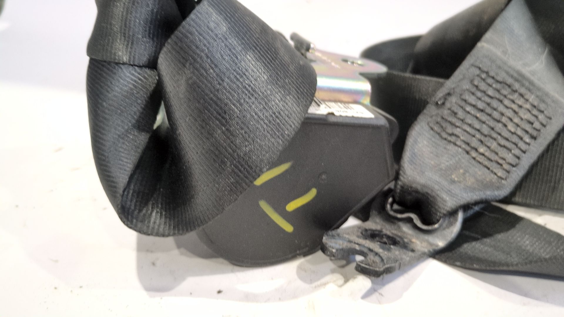 cinturon_seguridad_trasero_izquierdo_5f0857805craa_seat_leon_st_5f8_1_6_tdi