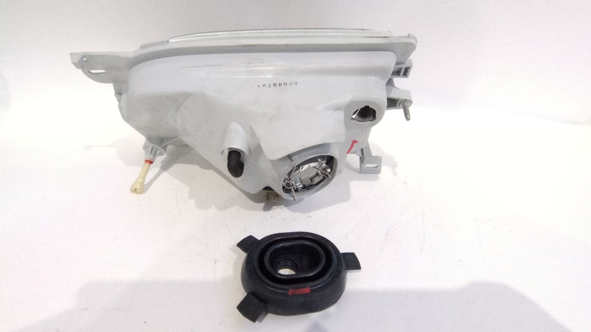 faro_derecho_4311136r_431_1136r_marca_depo_ford_transit_autobus_e_2_5_di_ebs_eds_egl_ess_eus