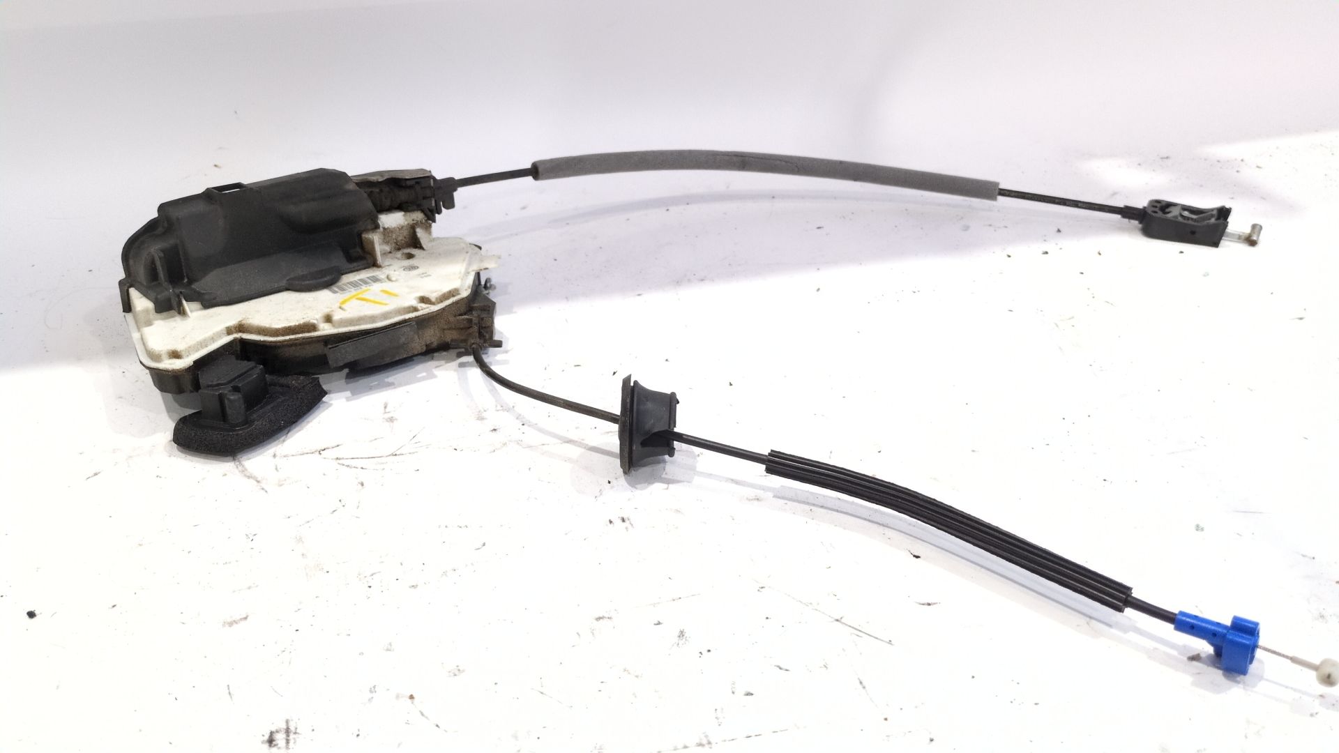 cerradura_puerta_trasera_izquierda_5k4839015af_seat_leon_st_5f8_1_6_tdi