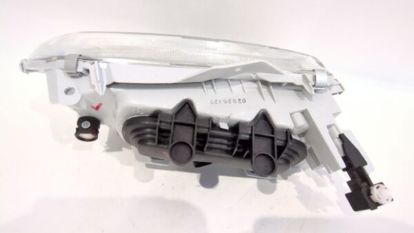 faro_derecho_551120r_551_1120r_marca_depo_10119281001_renault_laguna