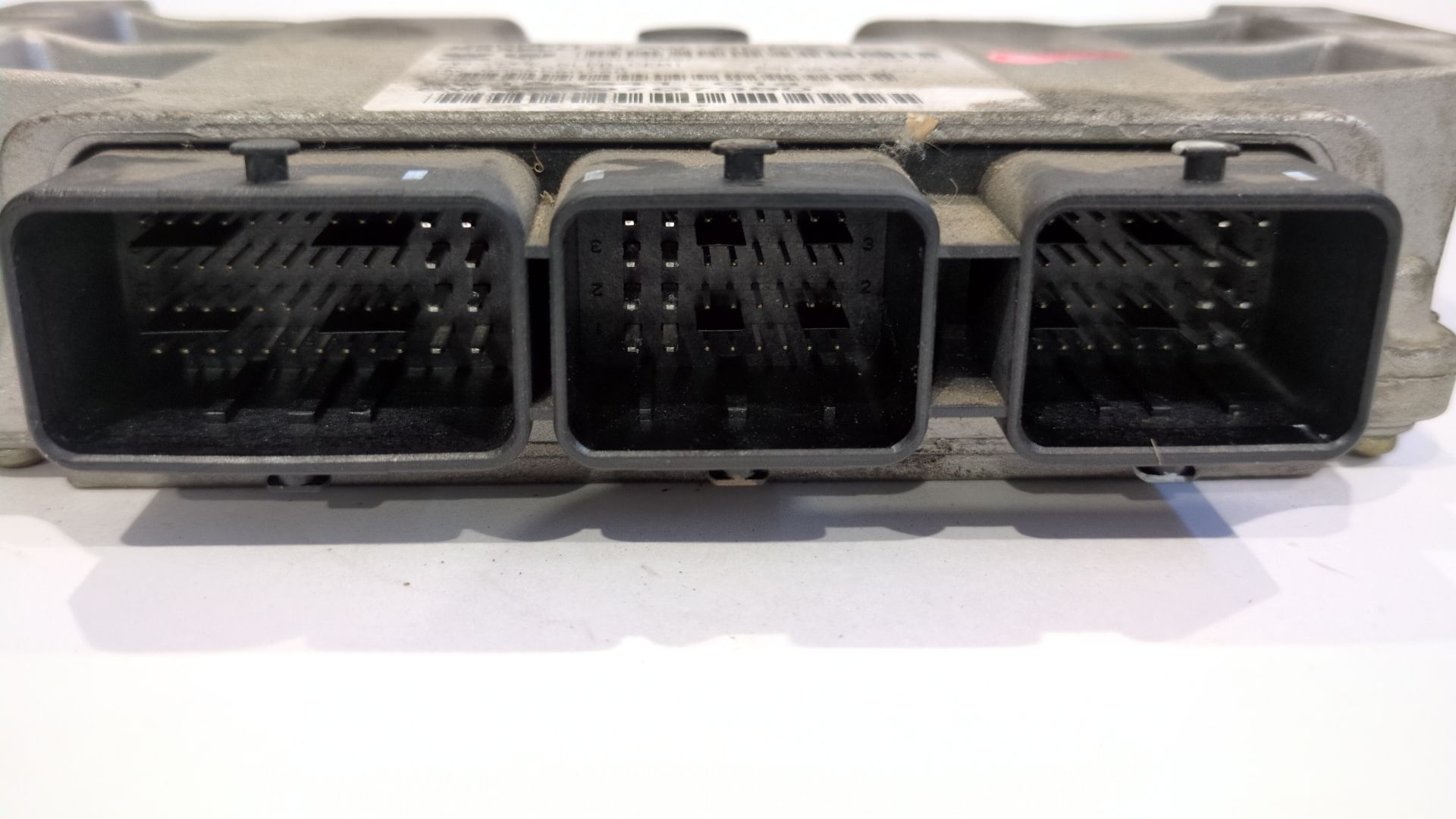 centralita_motor_uce_9659589780_5cjhcb86f_9659767380_peugeot_407_sw_6e_6d_2_2_16v