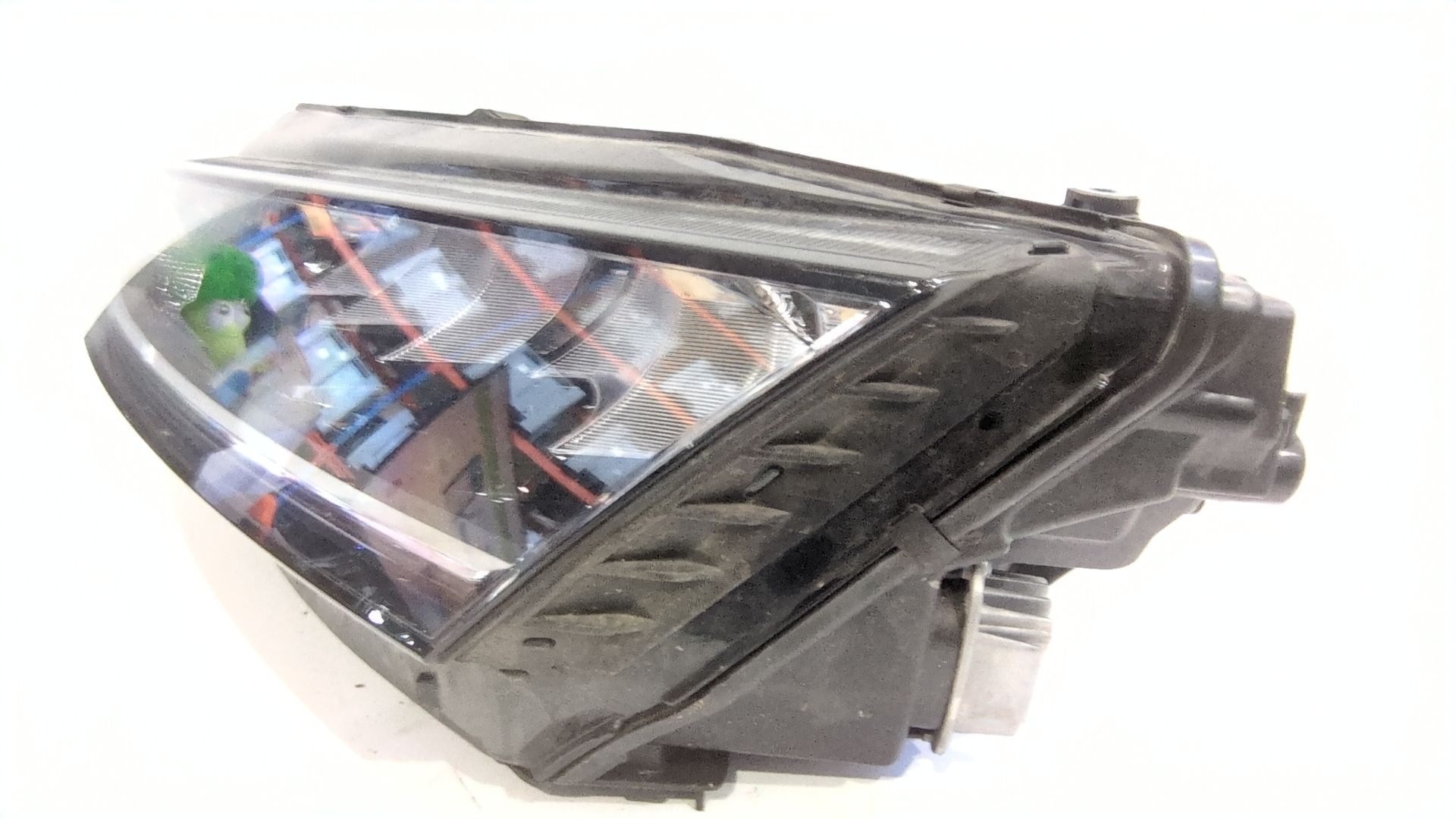 faro_izquierdo_5e4941015_030111823100_5e4_941_015_skoda_octavia_iv_nx3_nn3_pv3_2_0_tdi