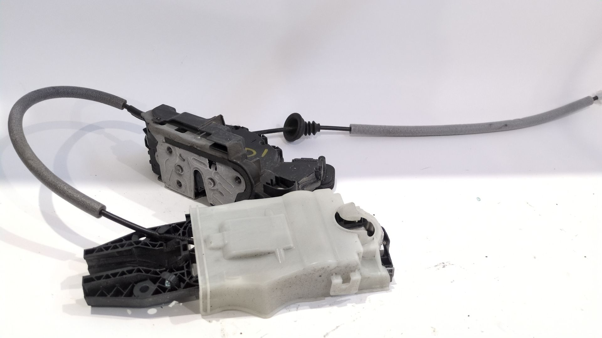 cerradura_puerta_delantera_izquierda_5tb837016e_5tb_837_016_e_skoda_octavia_iv_nx3_nn3_pv3_2_0_tdi