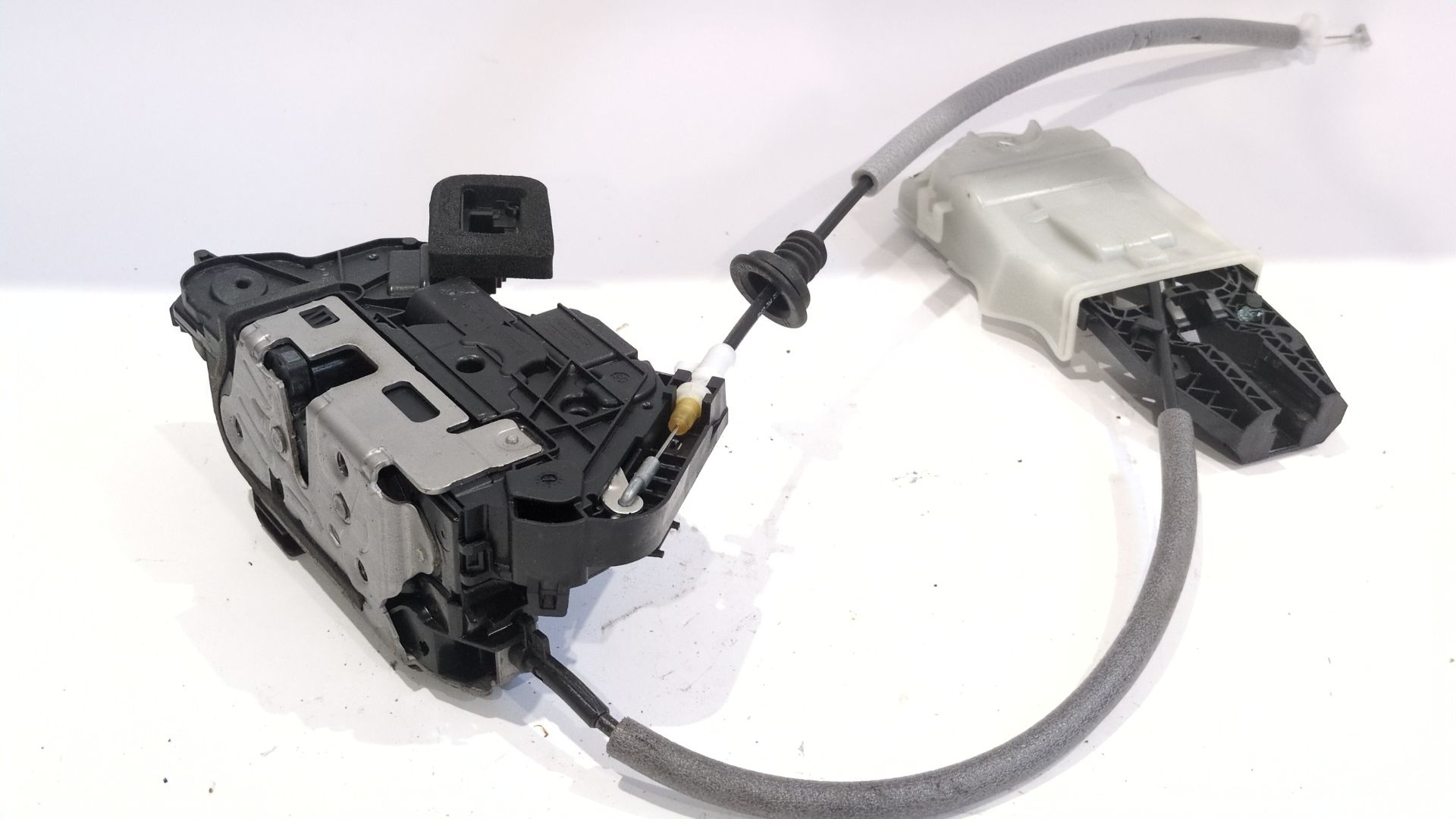 cerradura_puerta_delantera_izquierda_5tb837016e_5tb_837_016_e_skoda_octavia_iv_nx3_nn3_pv3_2_0_tdi