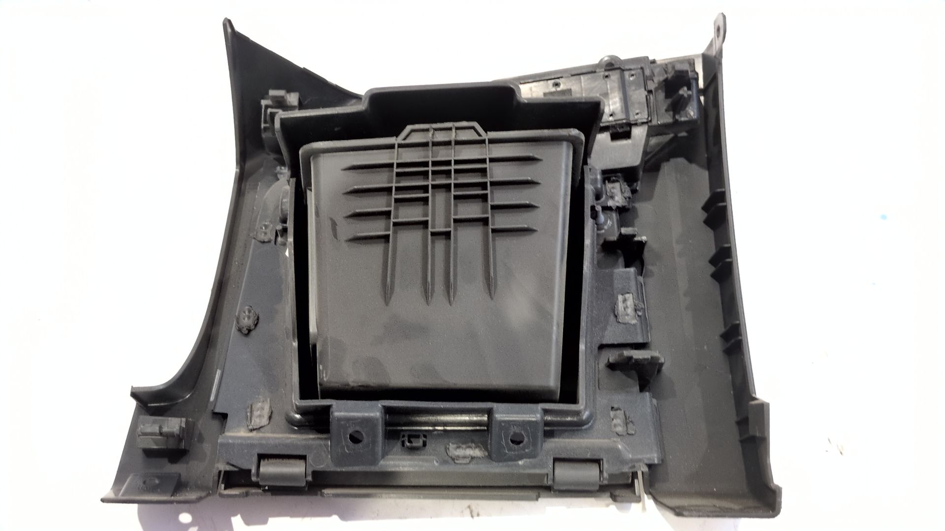 cajon_portaobjetos_5e4857920_5e4941501_5e4_857_920_skoda_octavia_iv_nx3_nn3_pv3_2_0_tdi