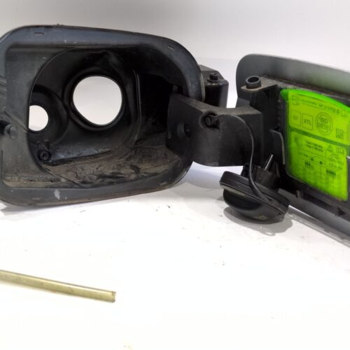 TAPA EXTERIOR COMBUSTIBLE SKODA OCTAVIA IV (NX3 NN3 PV3) 2.0 TDI - 5E6809702A