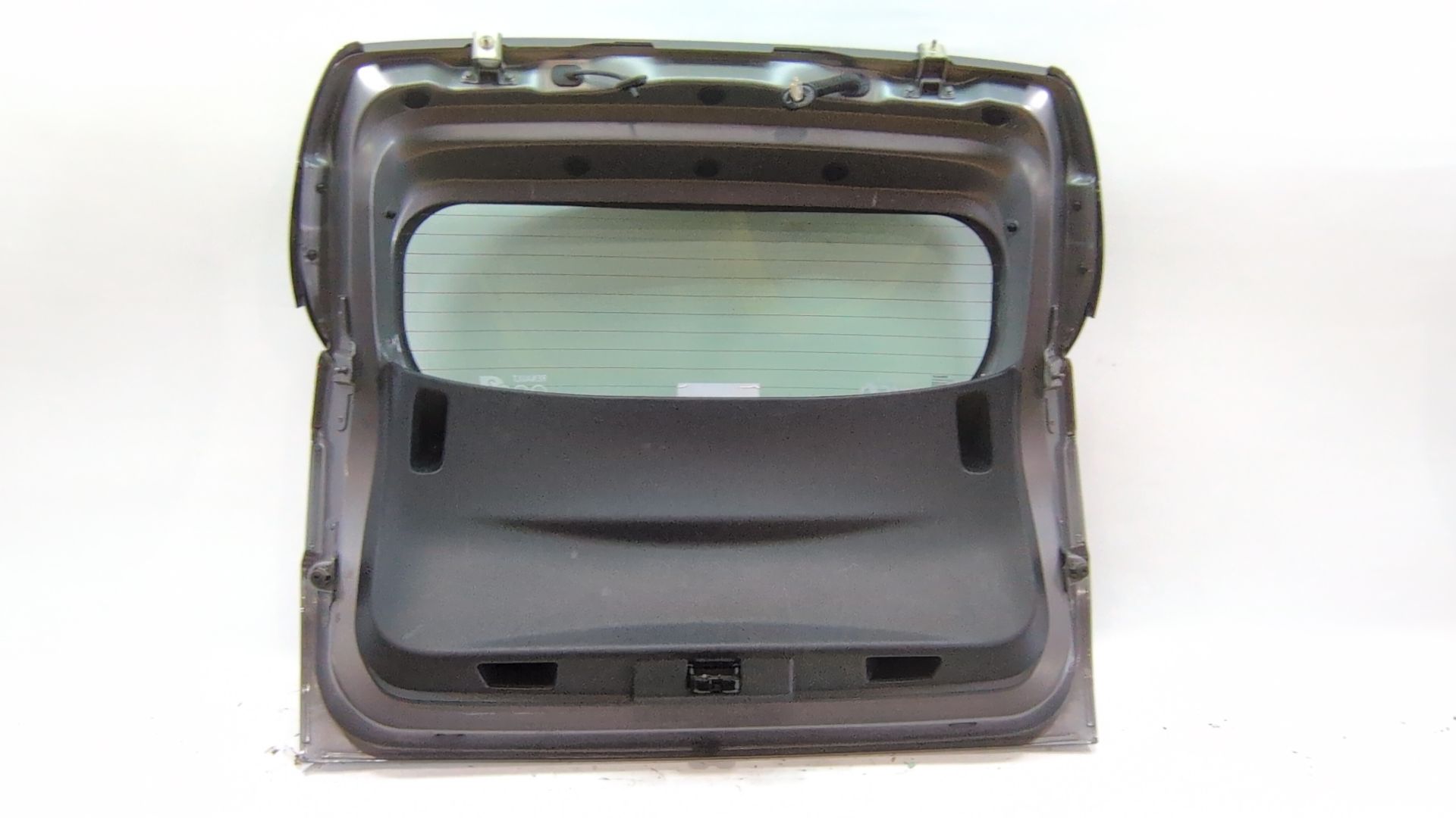 porton_trasero_901002357r_color_carroceria_tekng_grey_renault_captur_i_j5_h5_1_5_dci_90