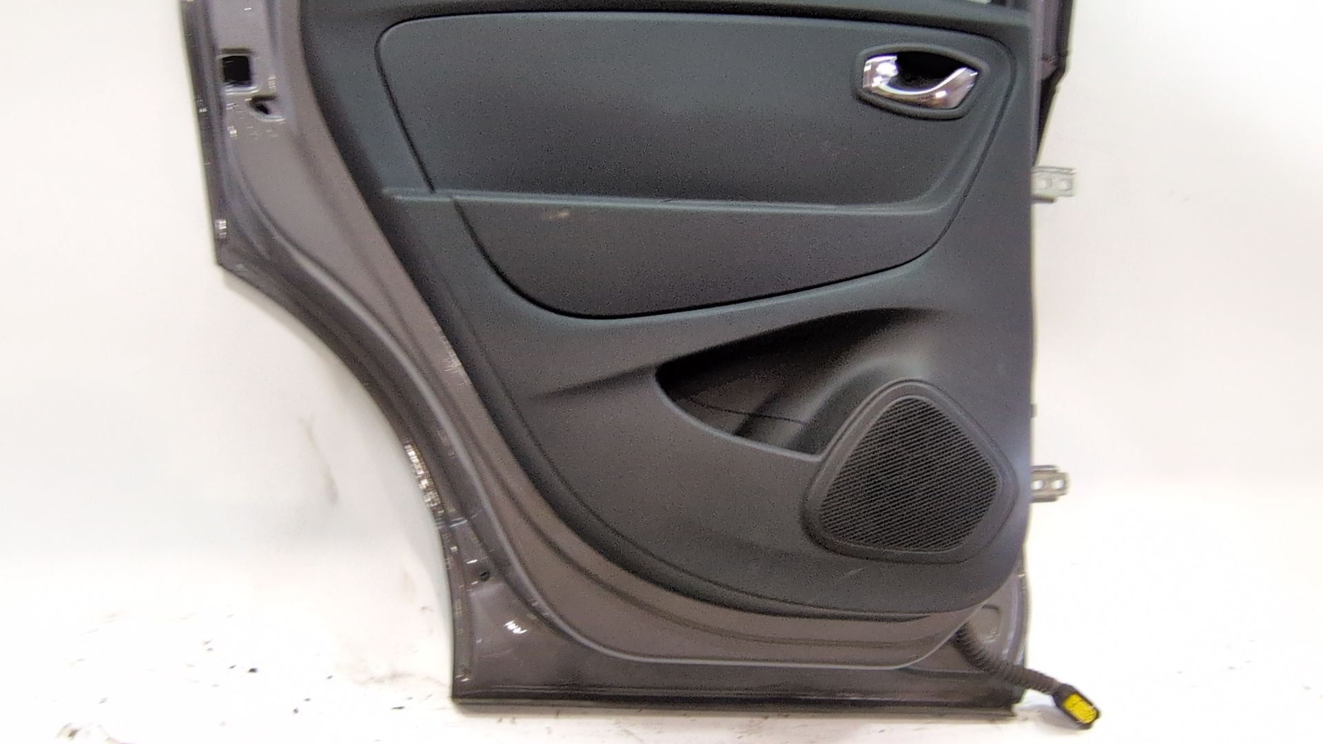 puerta_trasera_izquierda_821015298r_color_carroceria_tekng_grey_renault_captur_i_j5_h5_1_5_dci_90