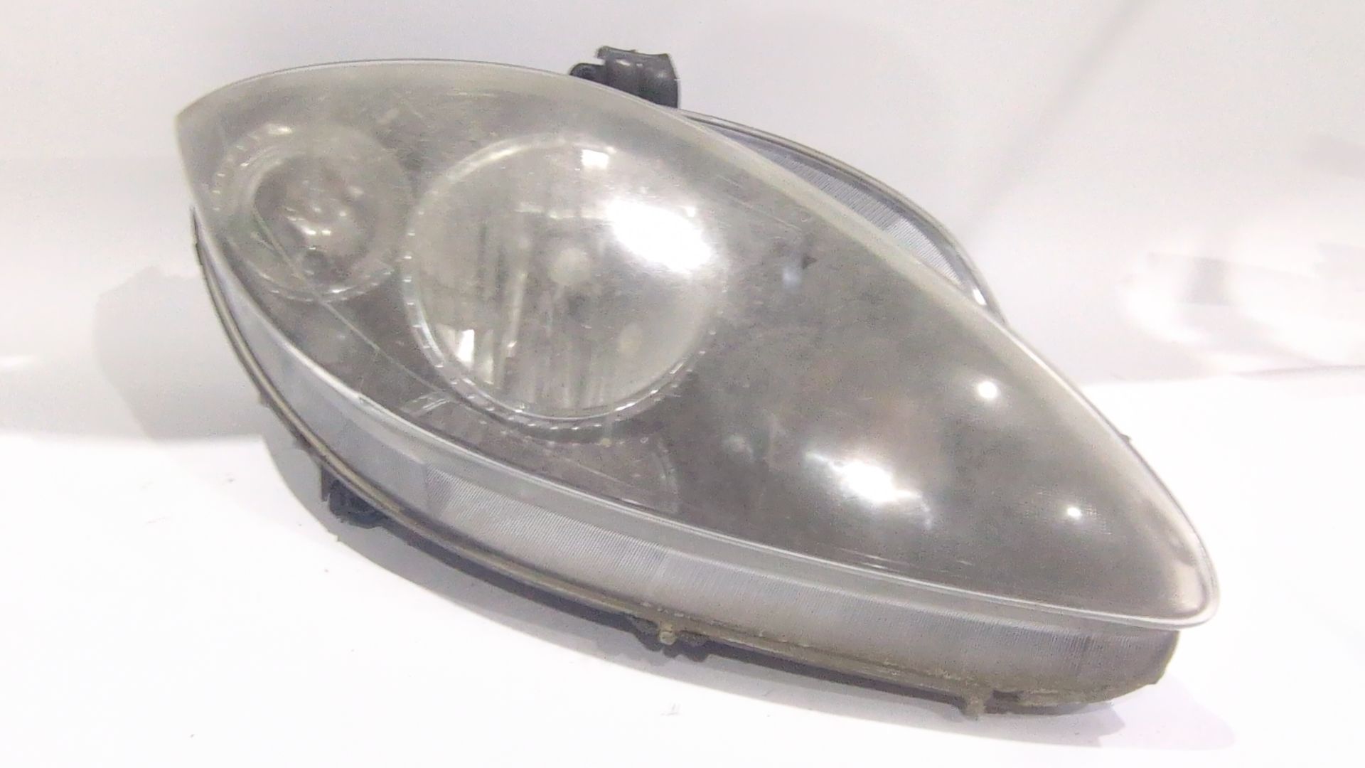 faro_derecho_5p1941006a_5p1_941_006_a_seat_altea_5p1_1_9_tdi