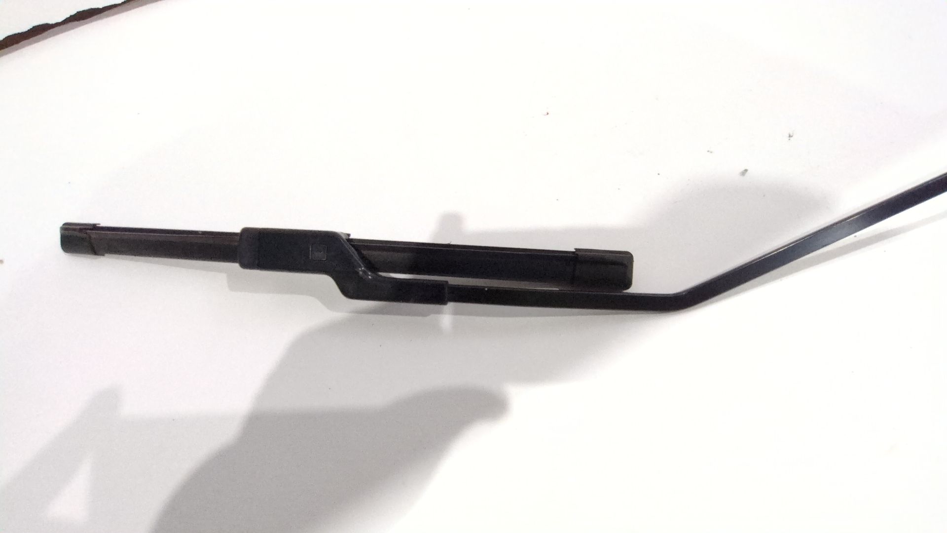 brazo_limpia_delantero_derecho_h1bb17526bb_h1bb_17526_bb_ford_puma_j2k_cf7_1_0_ecoboost