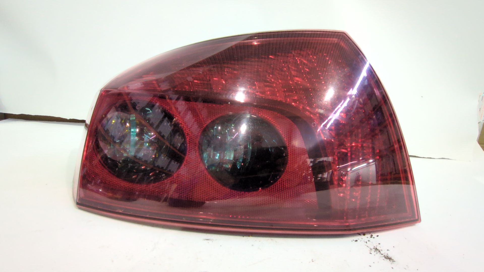 piloto_trasero_izquierdo_6350fq_9656606380_6350_fq_peugeot_407_6d_2_0_hdi_135_6drhrh_6drhre_6drhrg_6drhrj