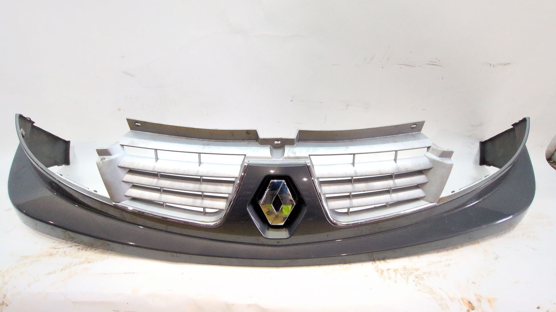 rejilla_delantera_7701477202_renault_trafic_ii_autobus_jl_2_0_dci_115