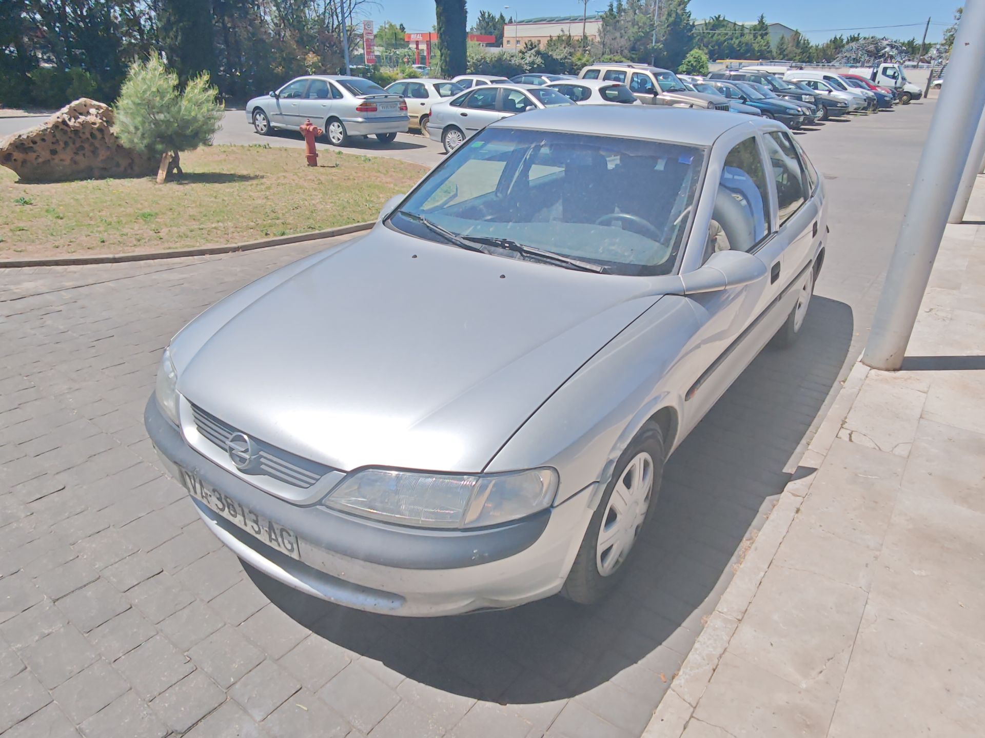 opel_vectra_b_hatchback_j96
