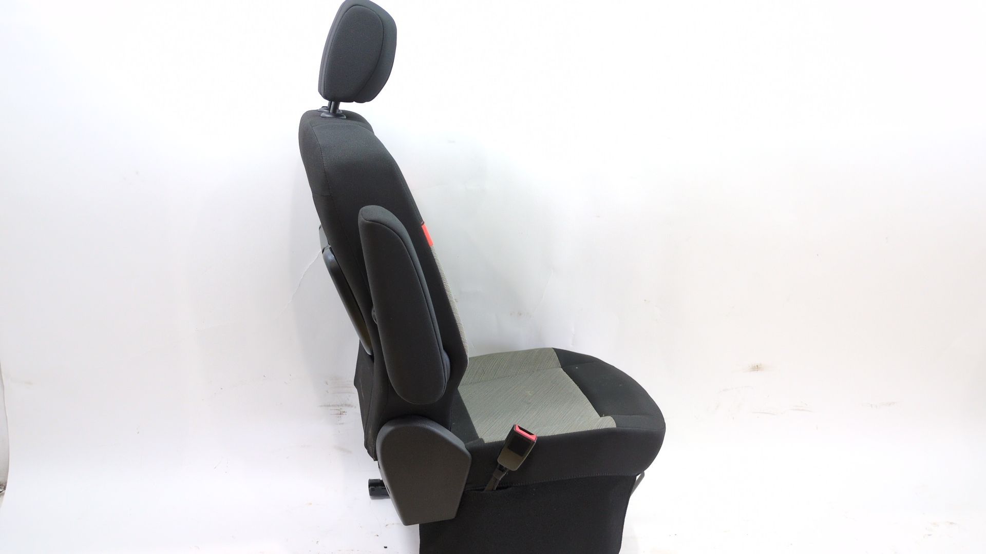 asiento_delantero_izquierdo_9818152580_98_181_525_80_citr_n_berlingo_er_ec_e_berlingo