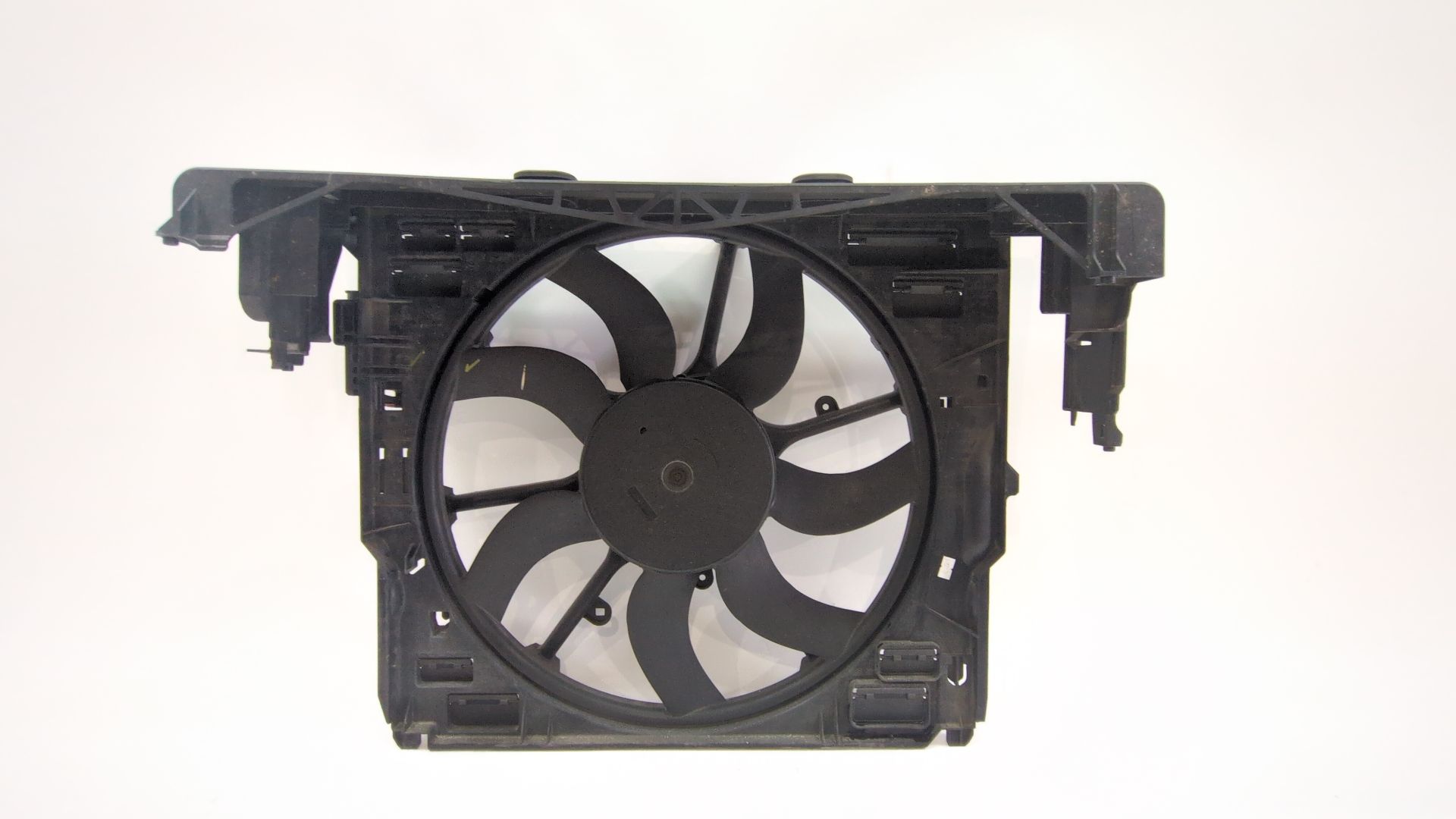 electroventilador_17428509741_bmw_5_gran_turismo_f07_535_i