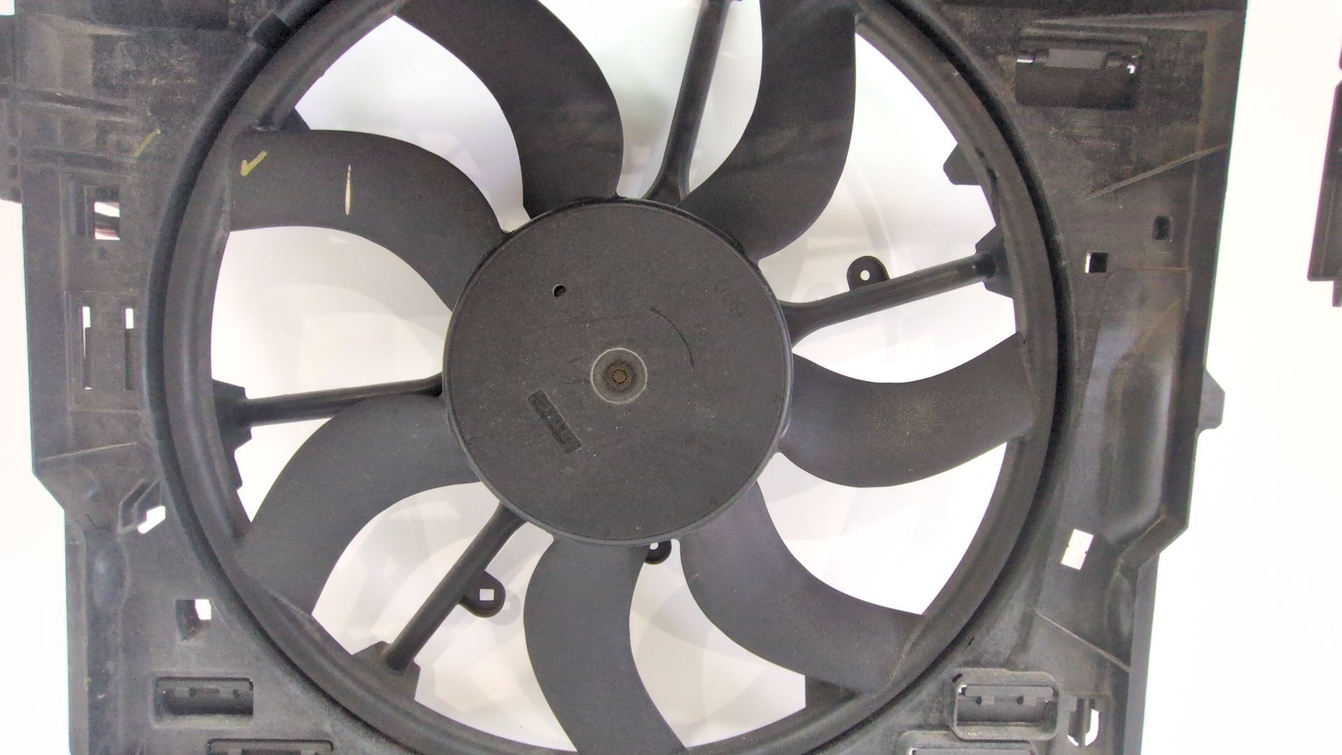 electroventilador_17428509741_bmw_5_gran_turismo_f07_535_i