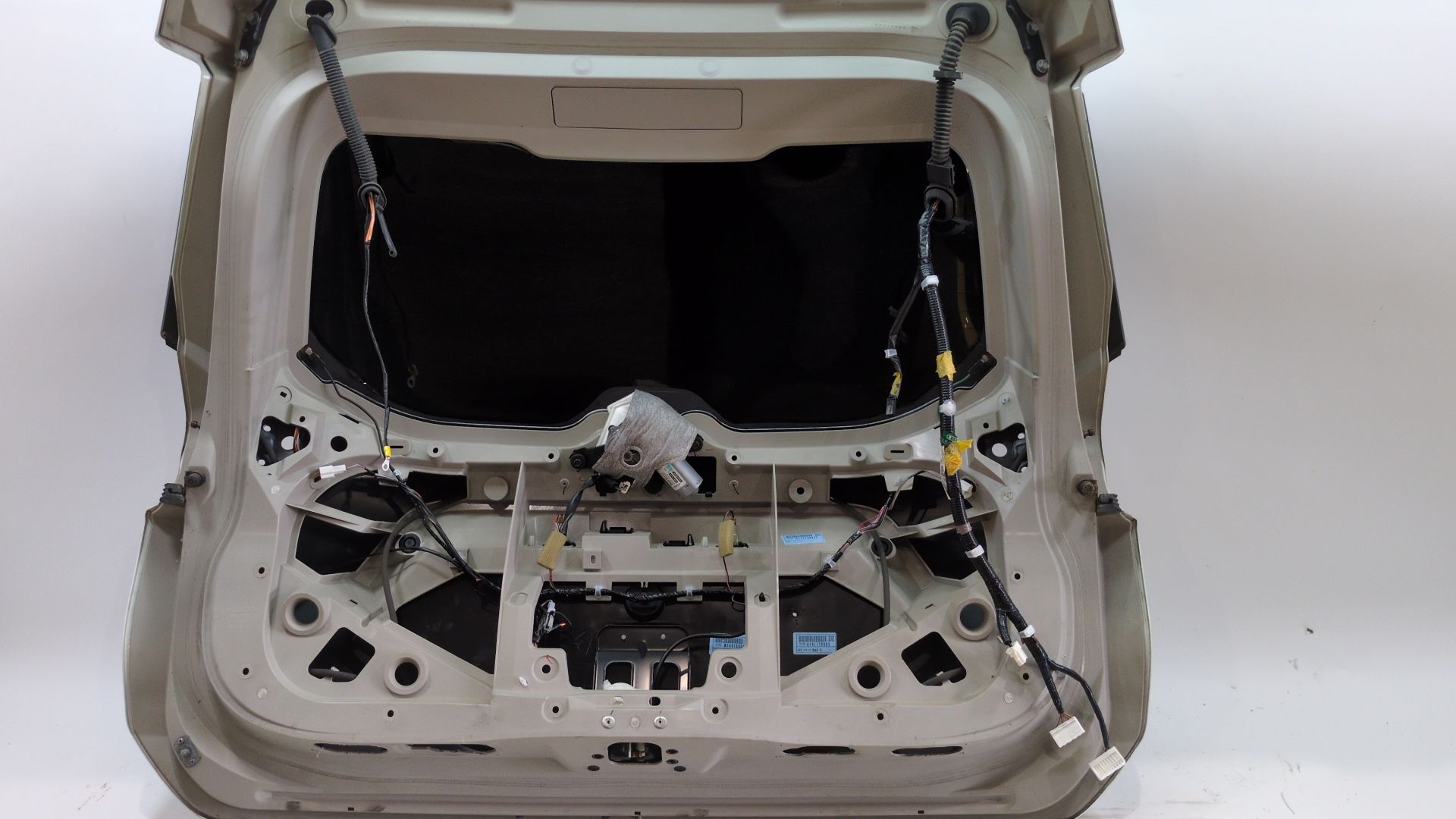 porton_trasero_9001a4cc1a_color_exterior_qab_nissan_x_trail_iii_t32_t32r_t32rr_1_6_dci_all_mode_4x4_i_nt32