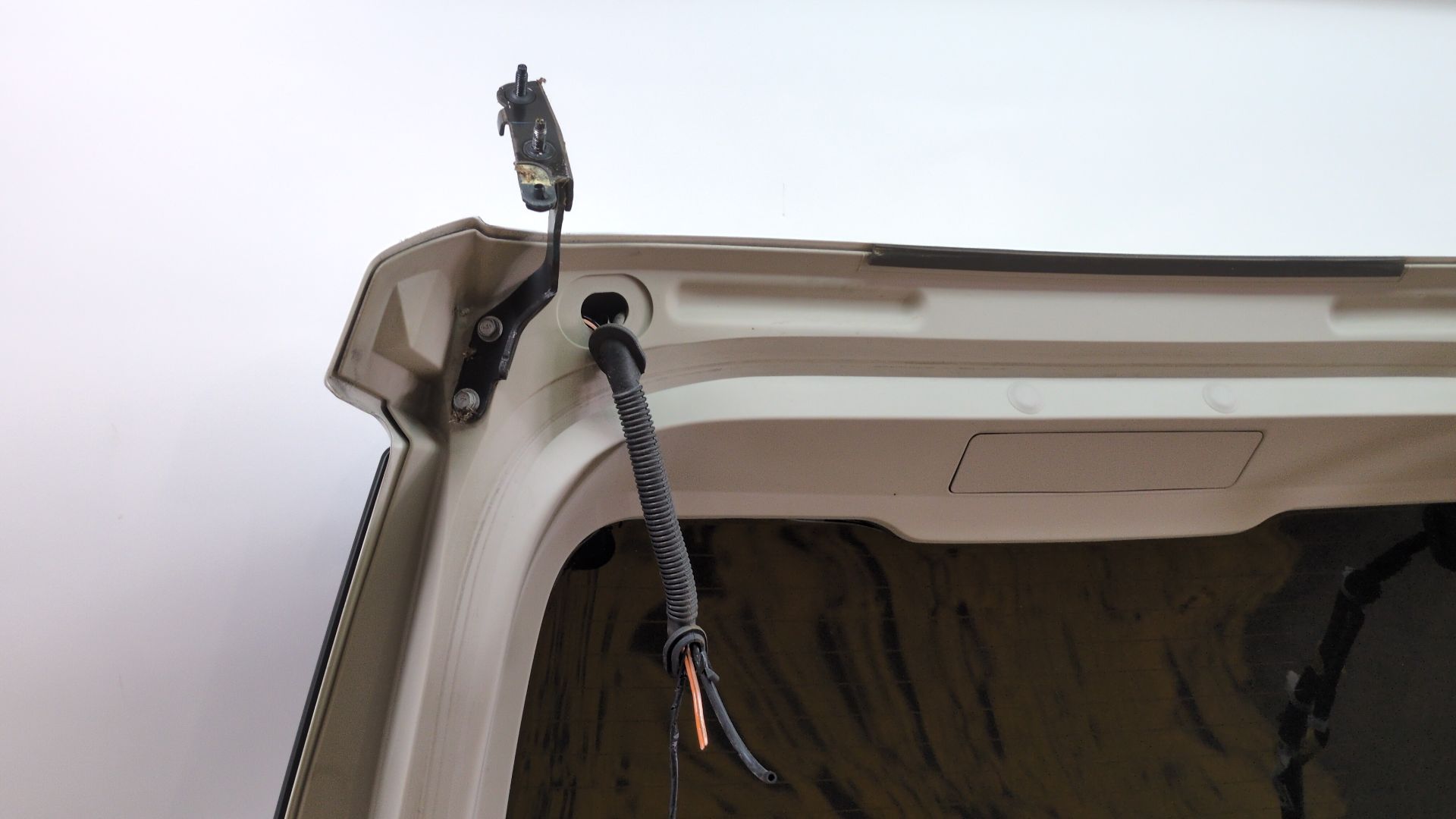 porton_trasero_9001a4cc1a_color_exterior_qab_nissan_x_trail_iii_t32_t32r_t32rr_1_6_dci_all_mode_4x4_i_nt32