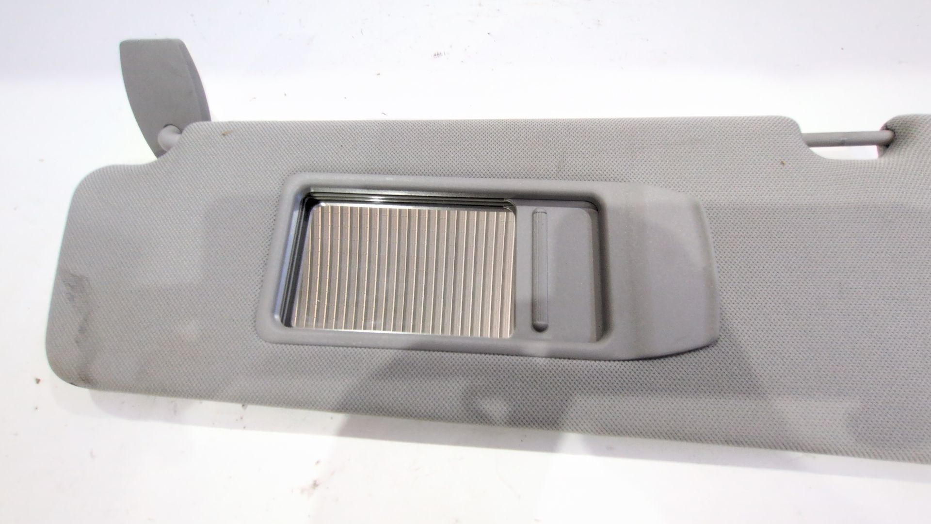 parasol_izquierdo_51448047529_bmw_5_gran_turismo_f07_535_i