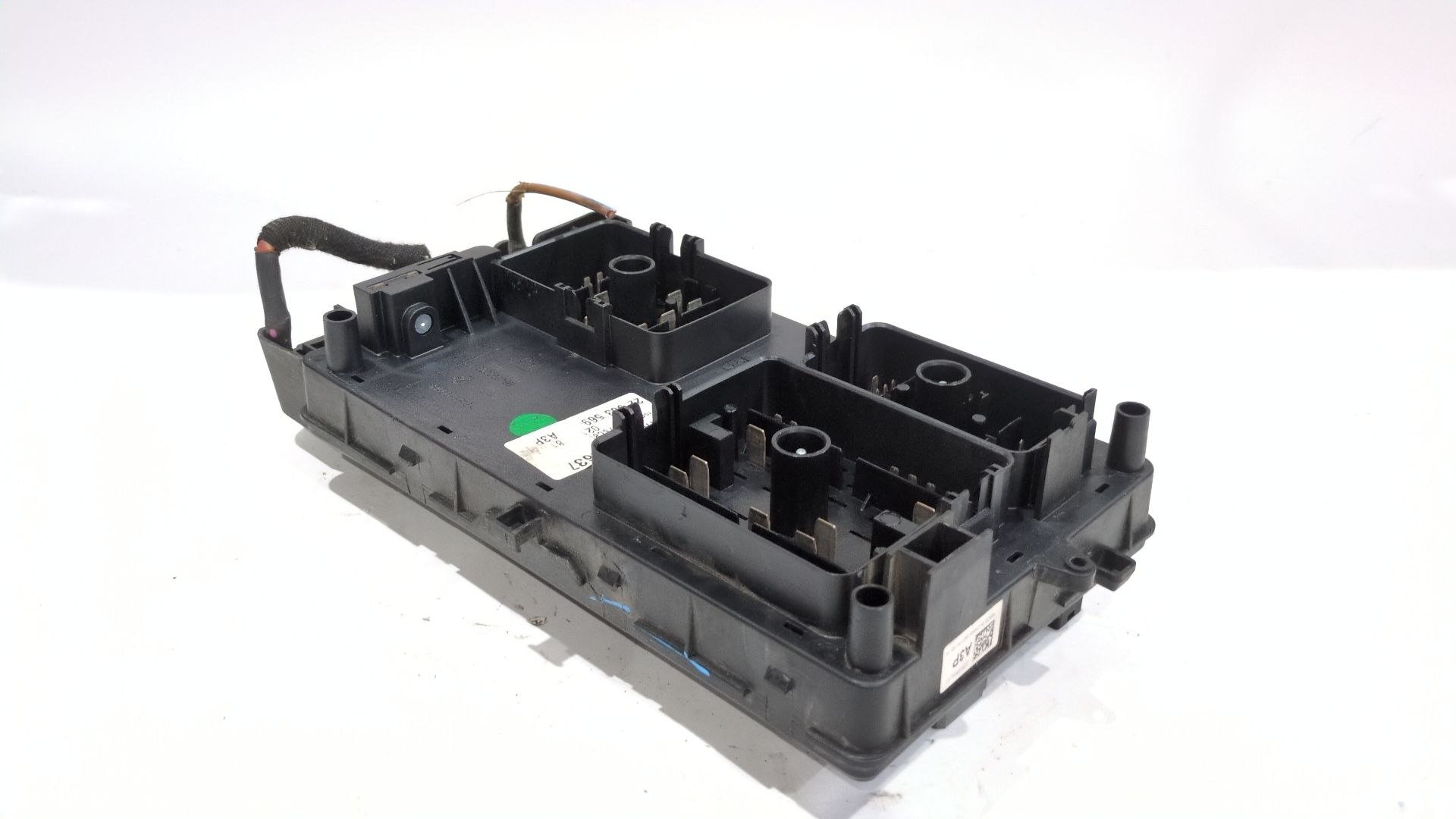 caja_reles_fusibles_22933569_opel_insignia_a_g09_2_0_cdti_68