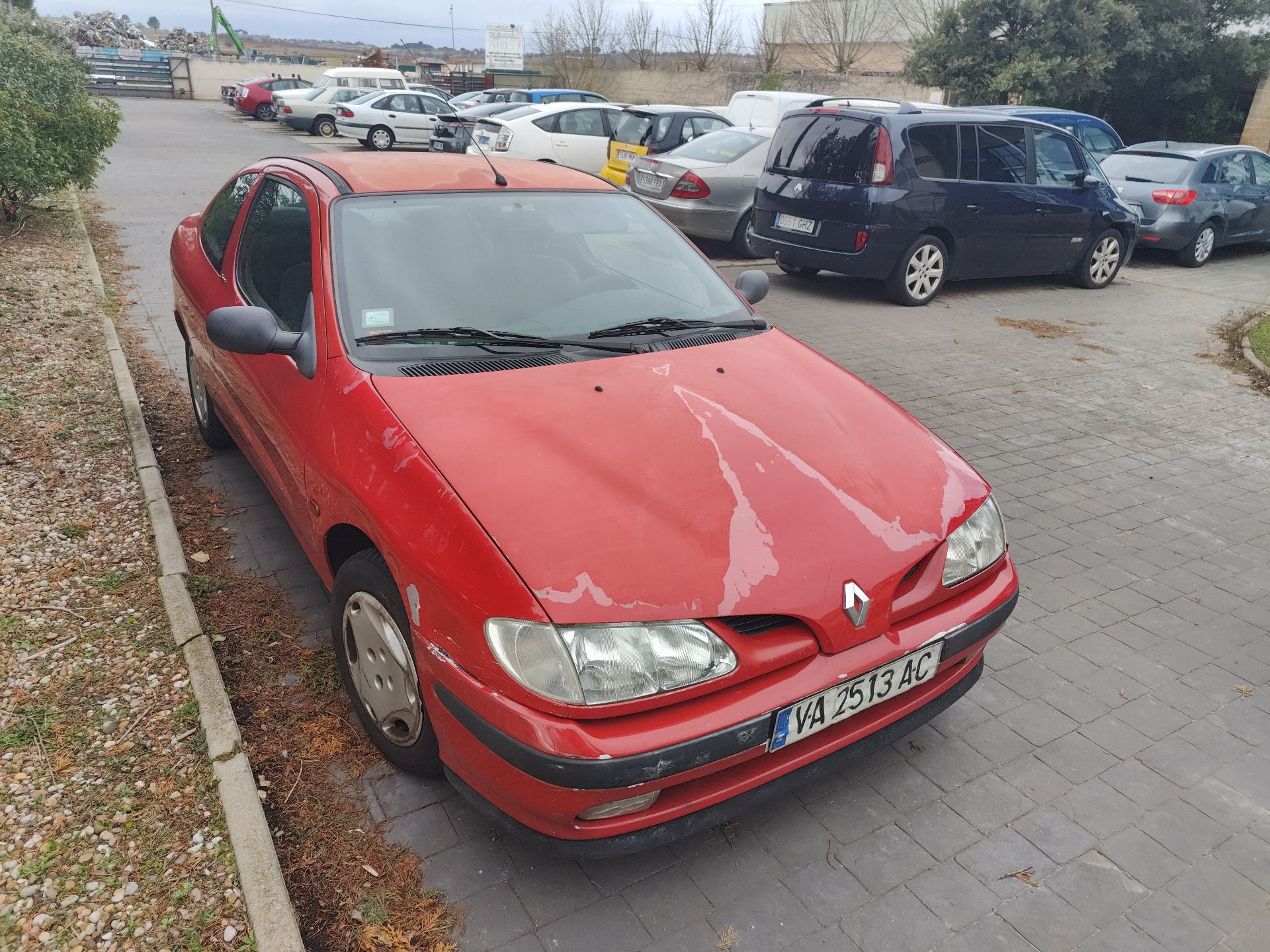 renault_megane_i_coach_da0_1