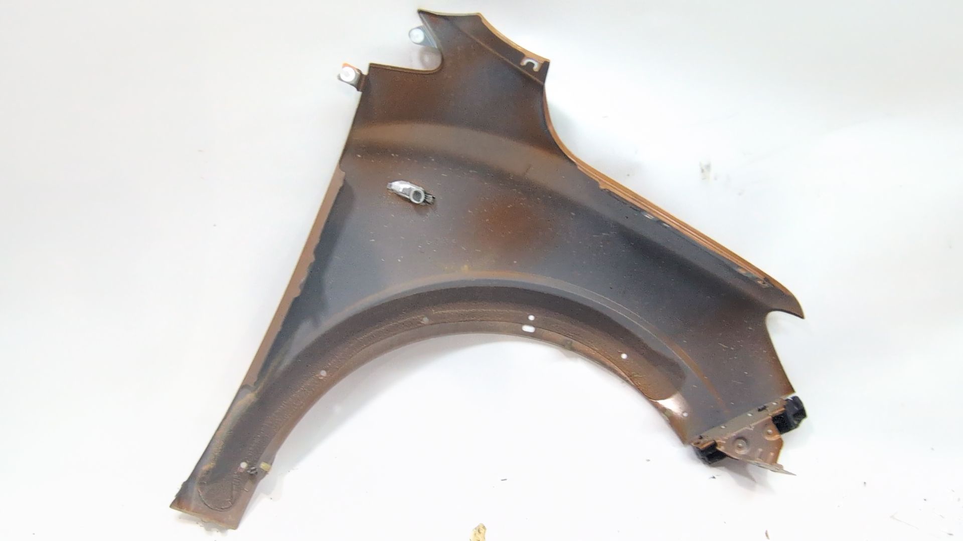 aleta_delantera_izquierda_631018101r_color_carroceria_teepy_orange_atacama_dacia_sandero_iii_1_0_tce_90_eco_g