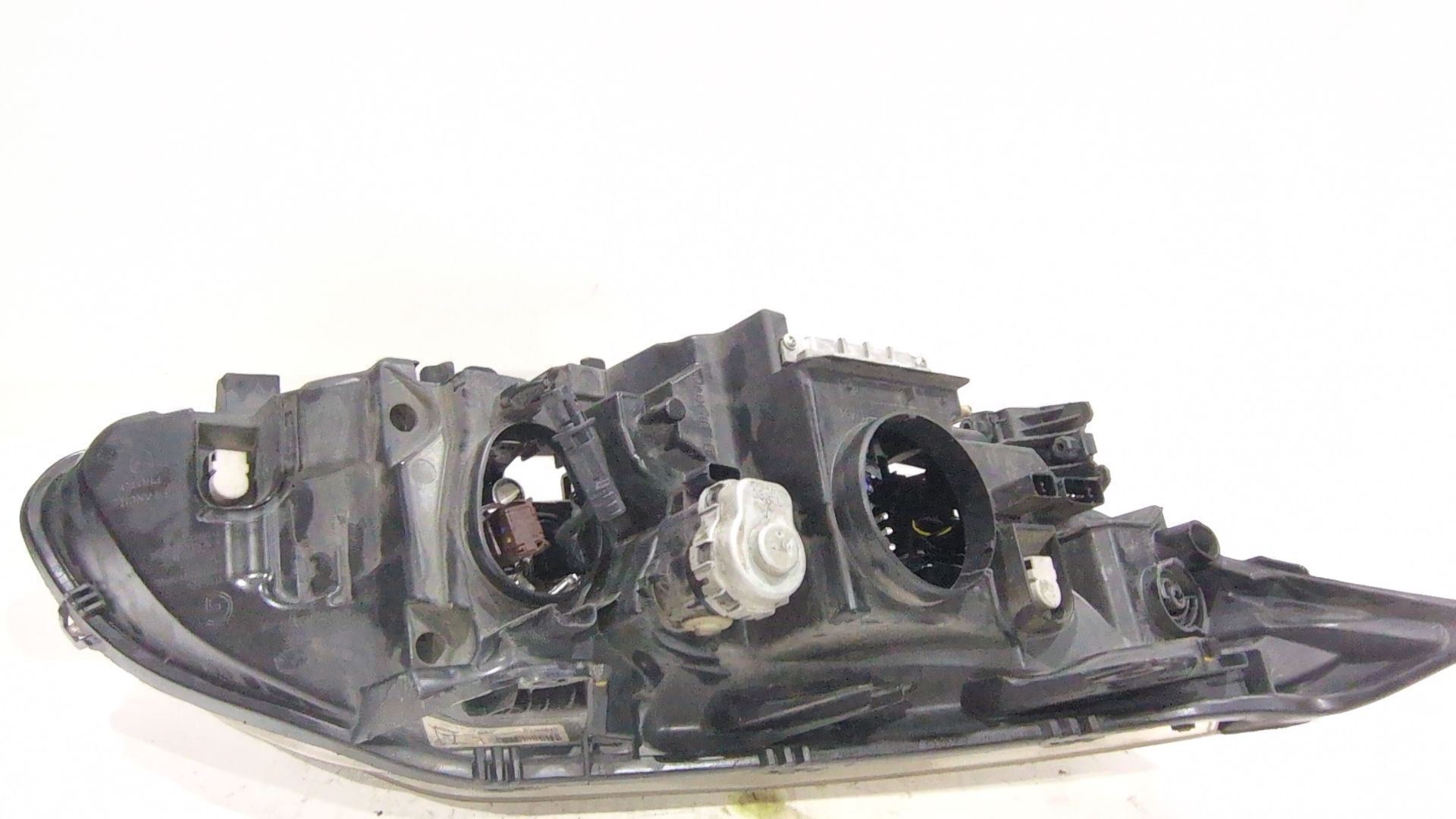 faro_izquierdo_260600035r_89901838_renault_laguna_iii_bt0_1_2_0_dci_bt07_bt0j_bt14_bt1a_bt1s