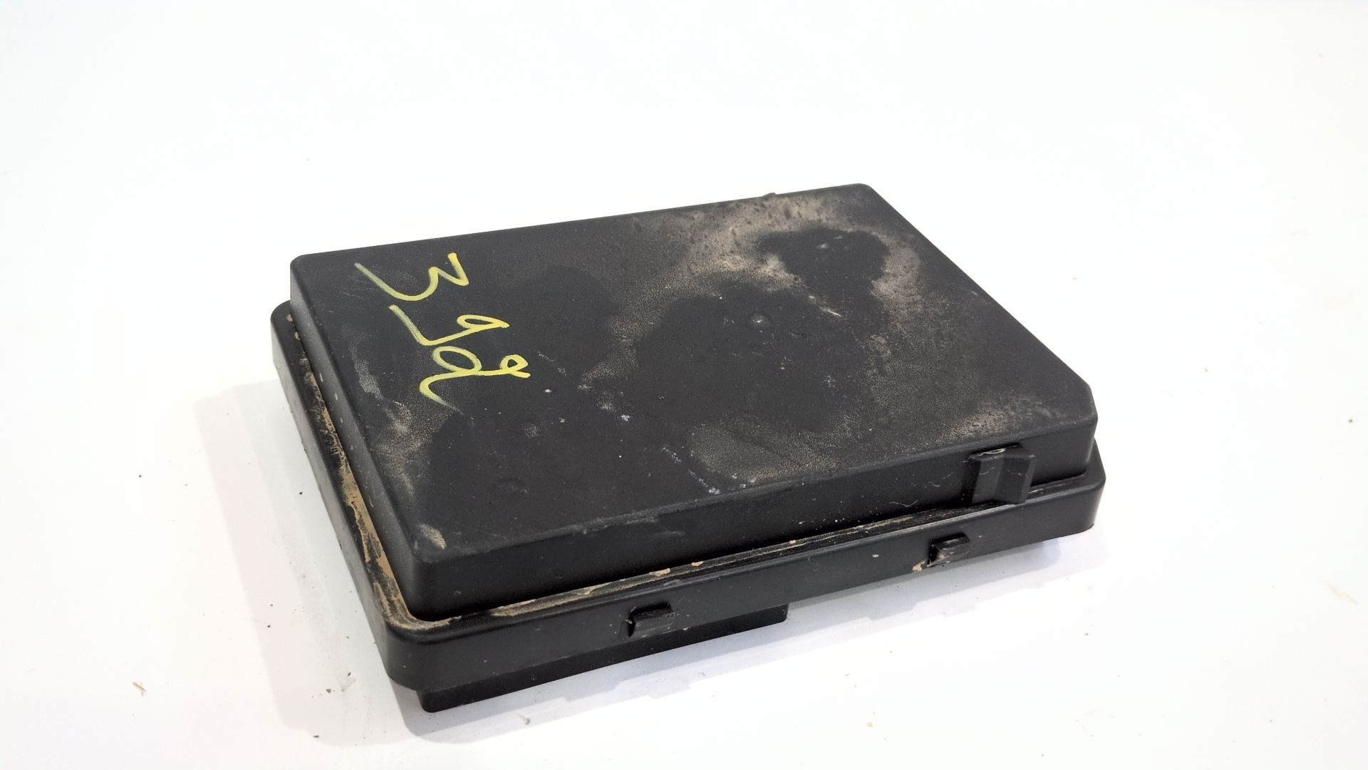 caja_reles_fusibles_284b64435r_n166004vsb_284b6_4435r_dacia_sandero_iii_1_0_tce_90_eco_g