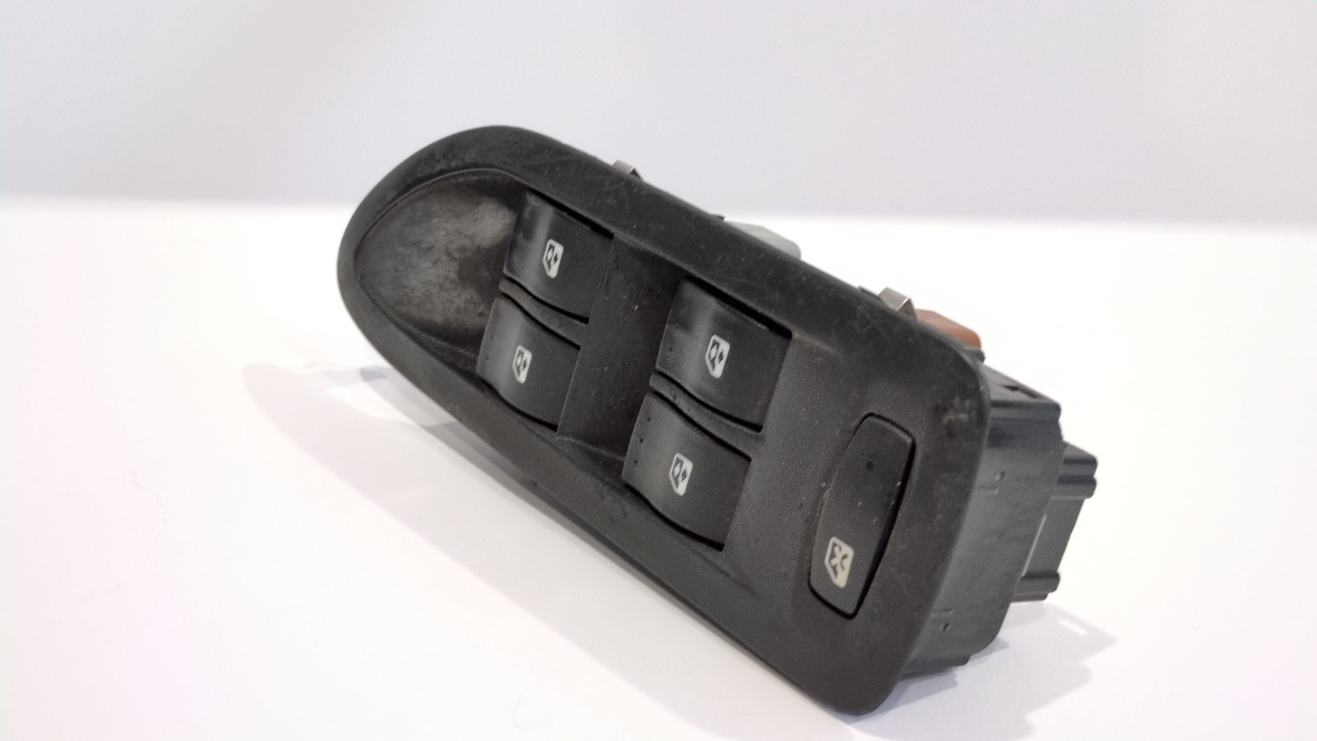 mando_elevalunas_delantero_izquierdo_8200397297_renault_laguna_2_al_de