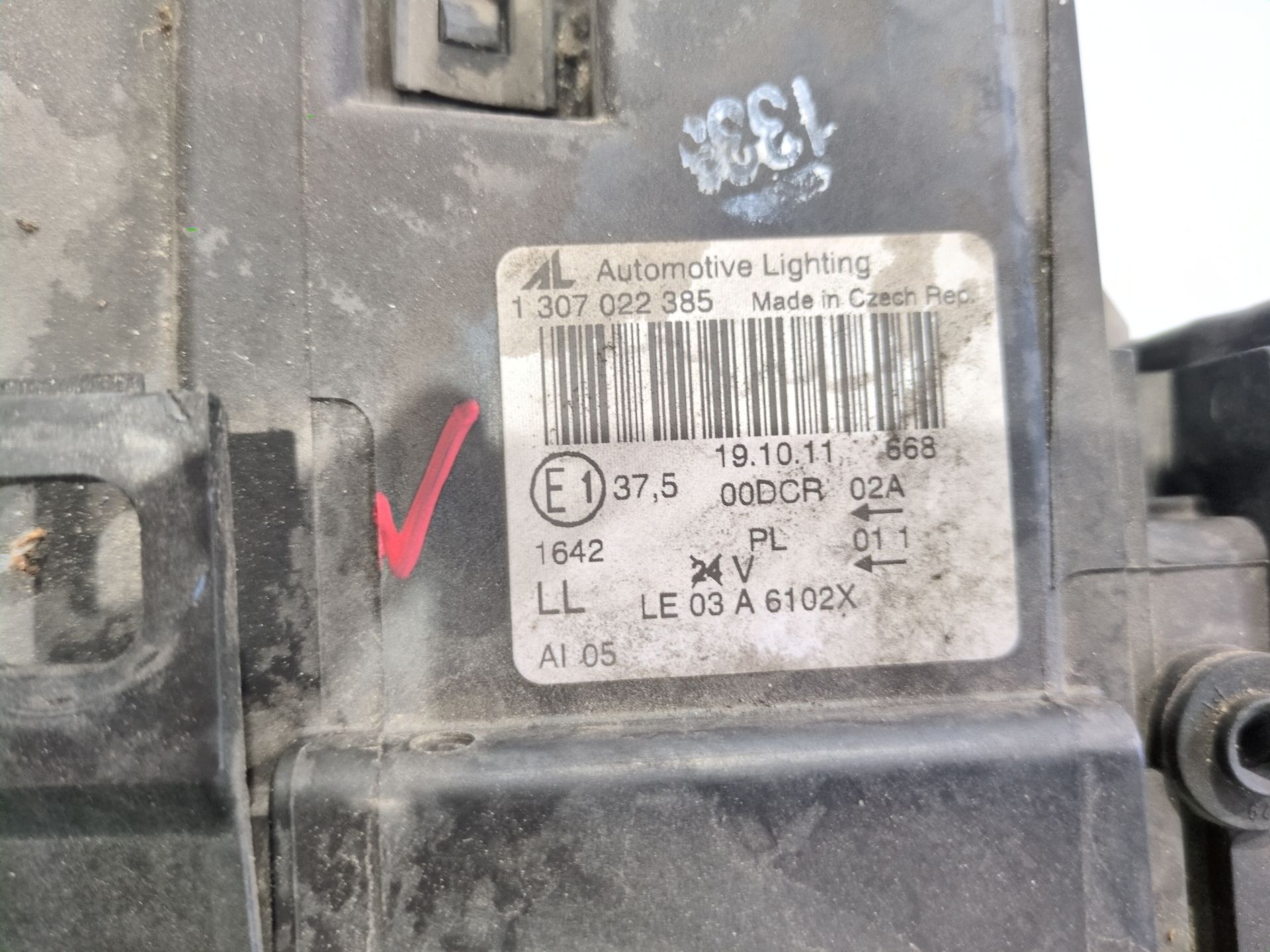 faro_derecho_xenon_1307022385_1_307_022_385_bmw_x3_e83_2_0_d