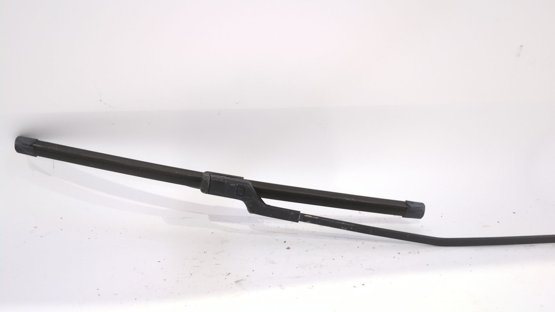 brazo_limpia_delantero_derecho_5g1955410_5g1_955_410_volkswagen_golf_vii_variant_ba5_bv5_1_6_tdi