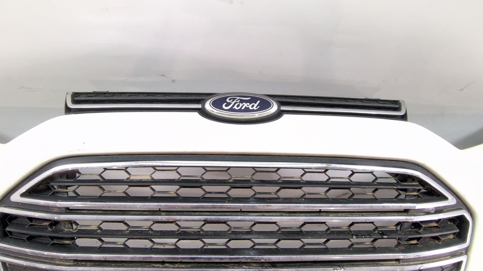 paragolpes_delantero_cn1517757haxwaa_pintura_exterior_diamond_white_no_2_cn15_17757_haxwaa_ford_ecosport_1_5_ecoblue_tdci