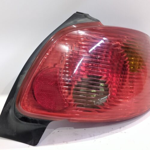 PILOTO TRASERO DERECHO PEUGEOT 206 HATCHBACK (2A/C) 1.4 HDI ECO 70