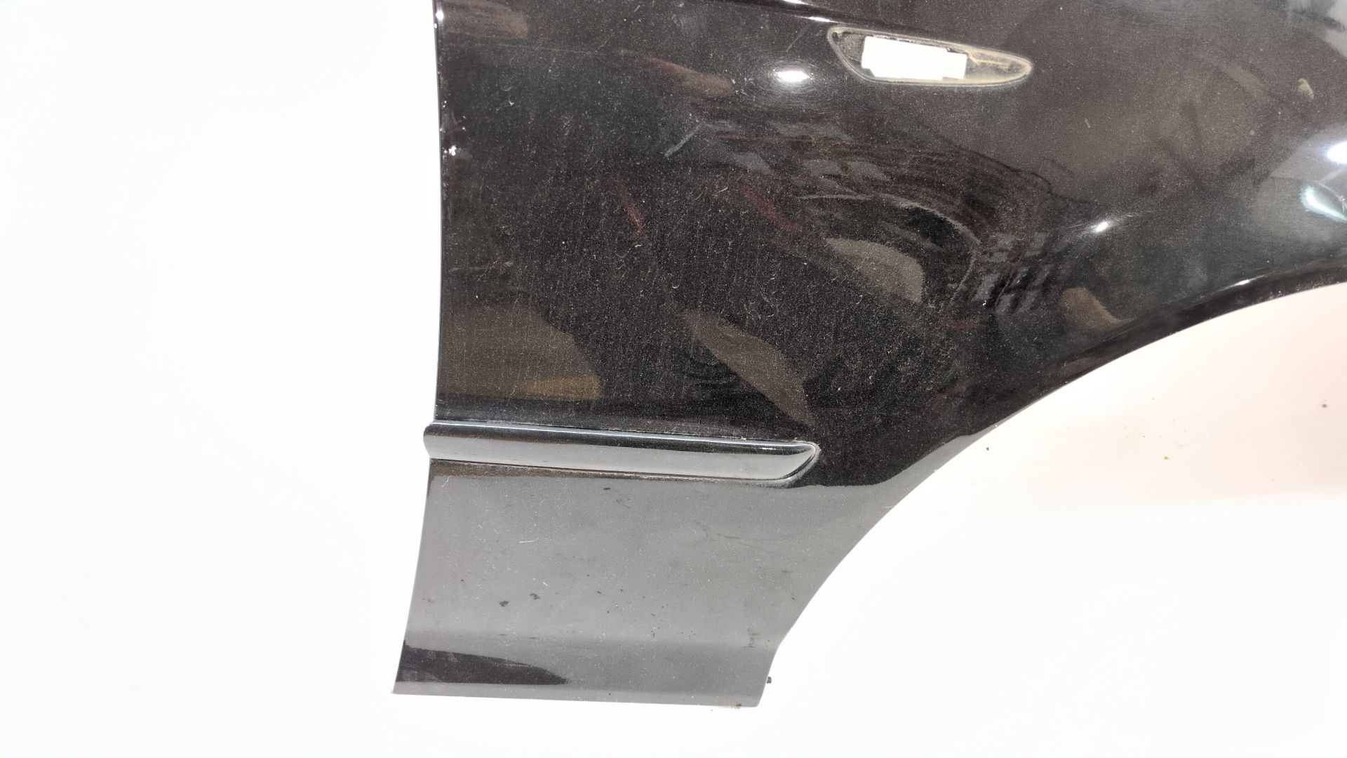 aleta_delantera_derecha_41357042324_color_black_sapphire_metallic_475_41_35_7_042_324_bmw_3_touring_e46_330_xd